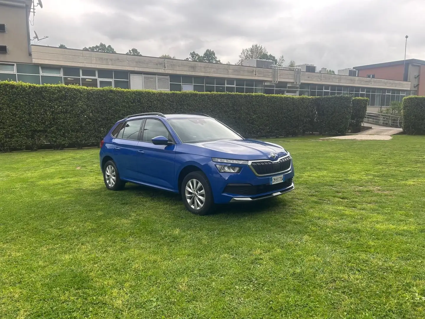 Skoda Kamiq 1.0 tsi style 110cv dsg Blau - 2