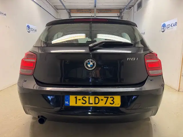 BMW 1 Series view 7