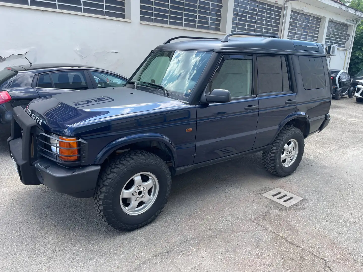 Land Rover Discovery Discovery 5p 2.5 td5 Luxury Head Blau - 2