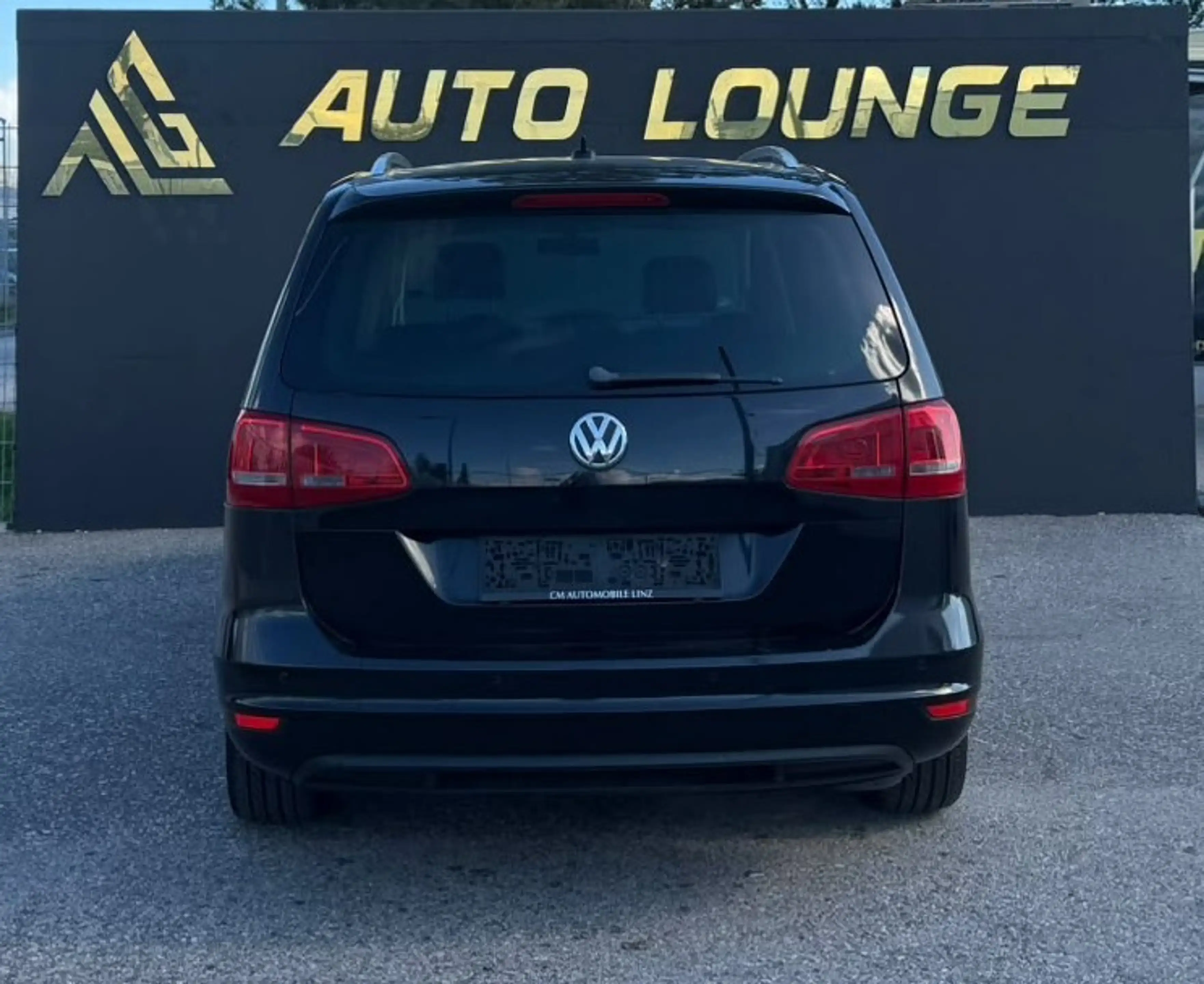 Volkswagen Sharan Sky 2.0 TDI — photo 6