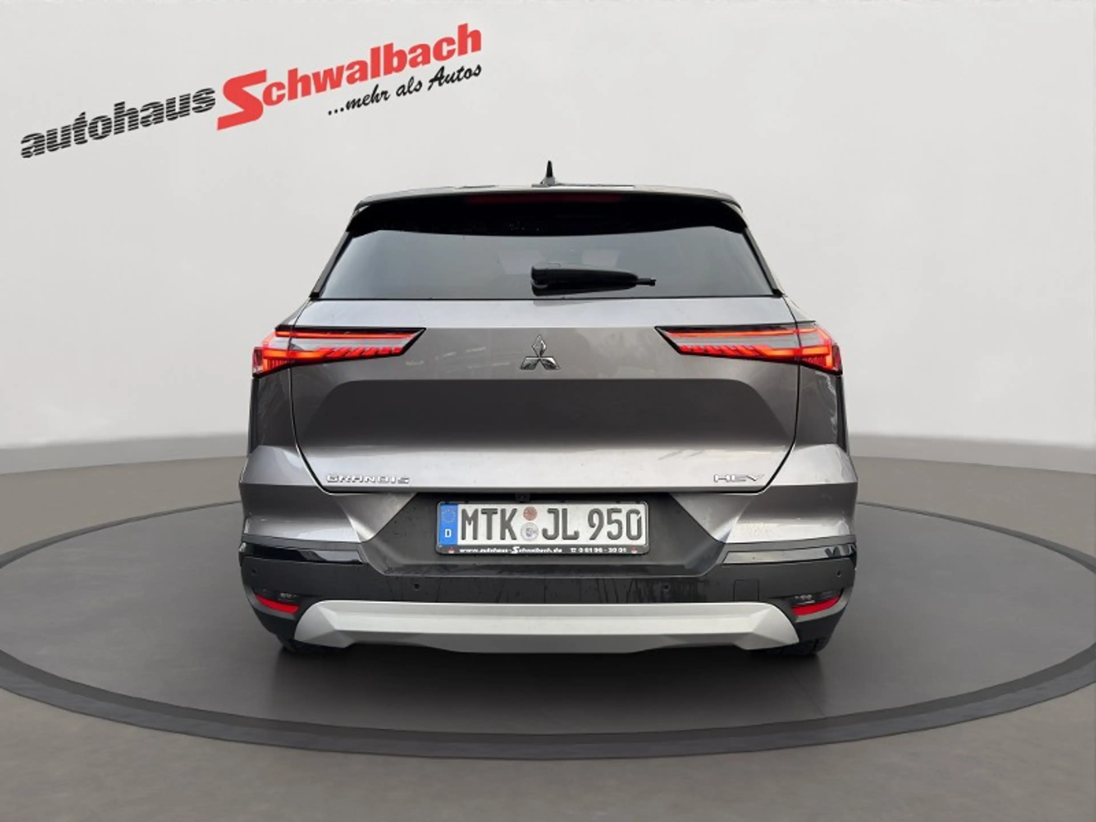 Mitsubishi Grandis Diamant PLUS 1.3 T-Benziner 7-DCT — photo 5