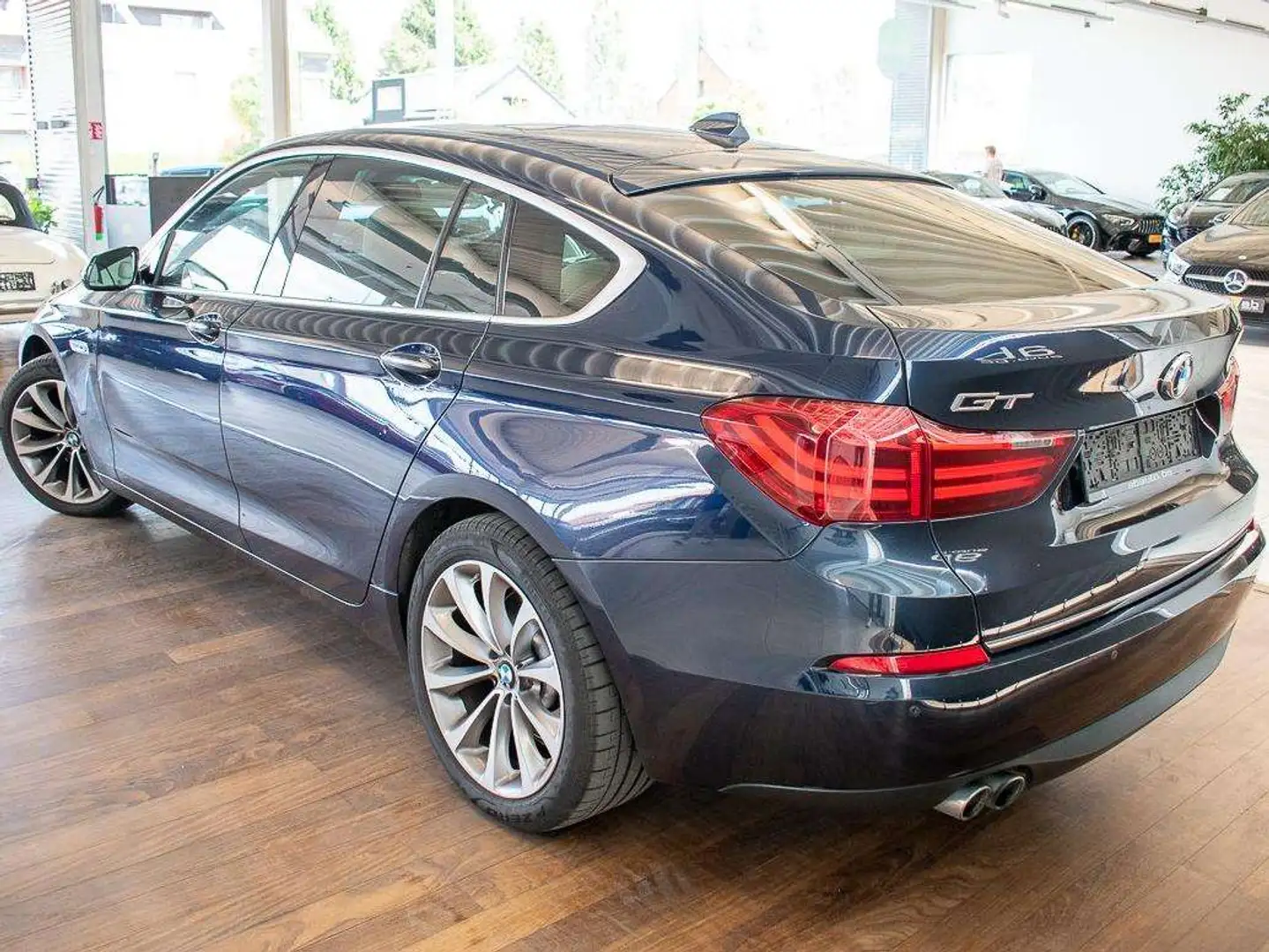 BMW 520 d GRAN TURISMO GT *LUXURY LINE*, PANO, LEDER, HUD, Bleu - 2