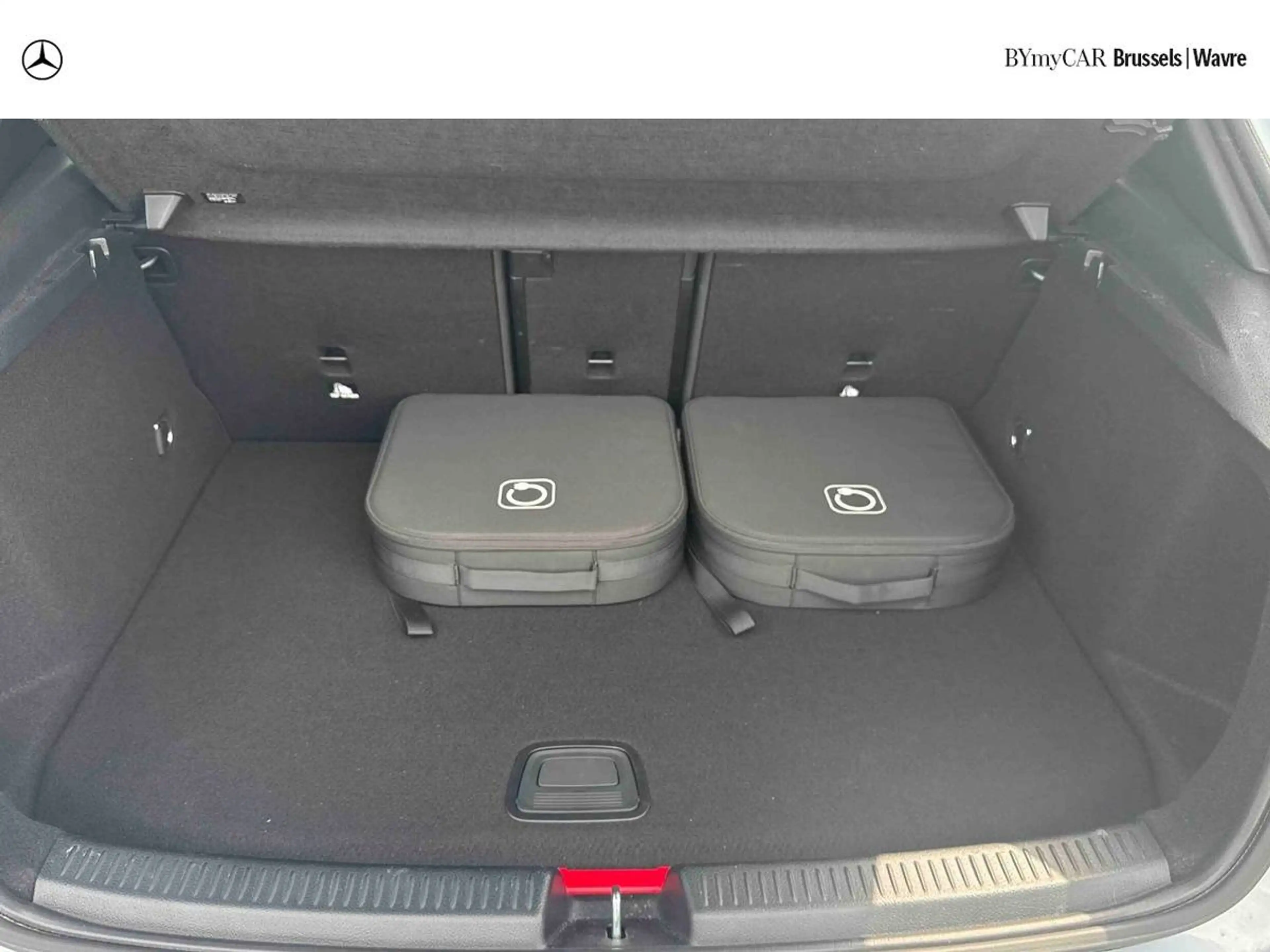Mercedes-Benz A 250 A 250  AMG Line AMG Line — photo 20