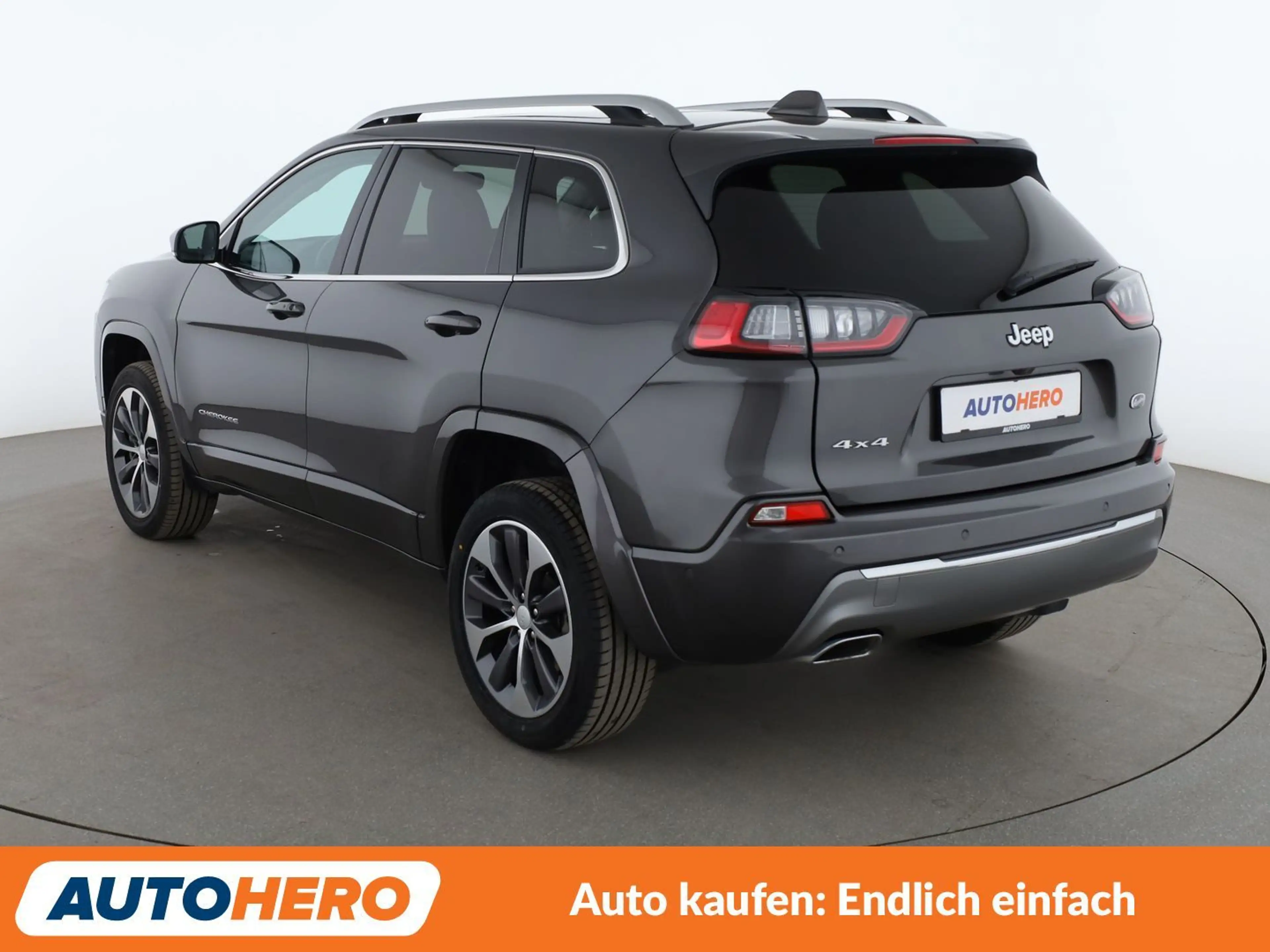 Jeep Cherokee 2.2 M-Jet Overland 4WD Aut.*NAVI*BI-XENON*ACC*CAM* — photo 4