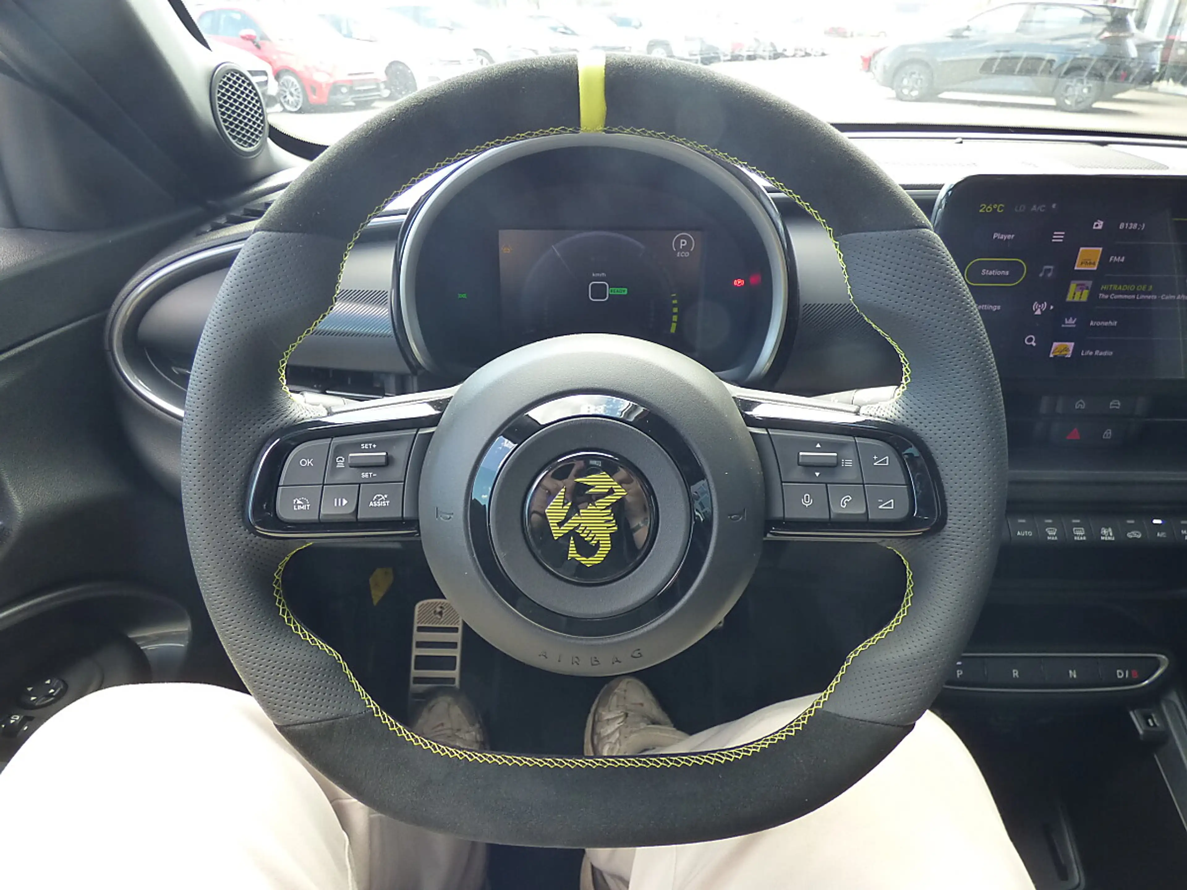 Abarth 600e 54kWh Competizione LAGER — photo 10