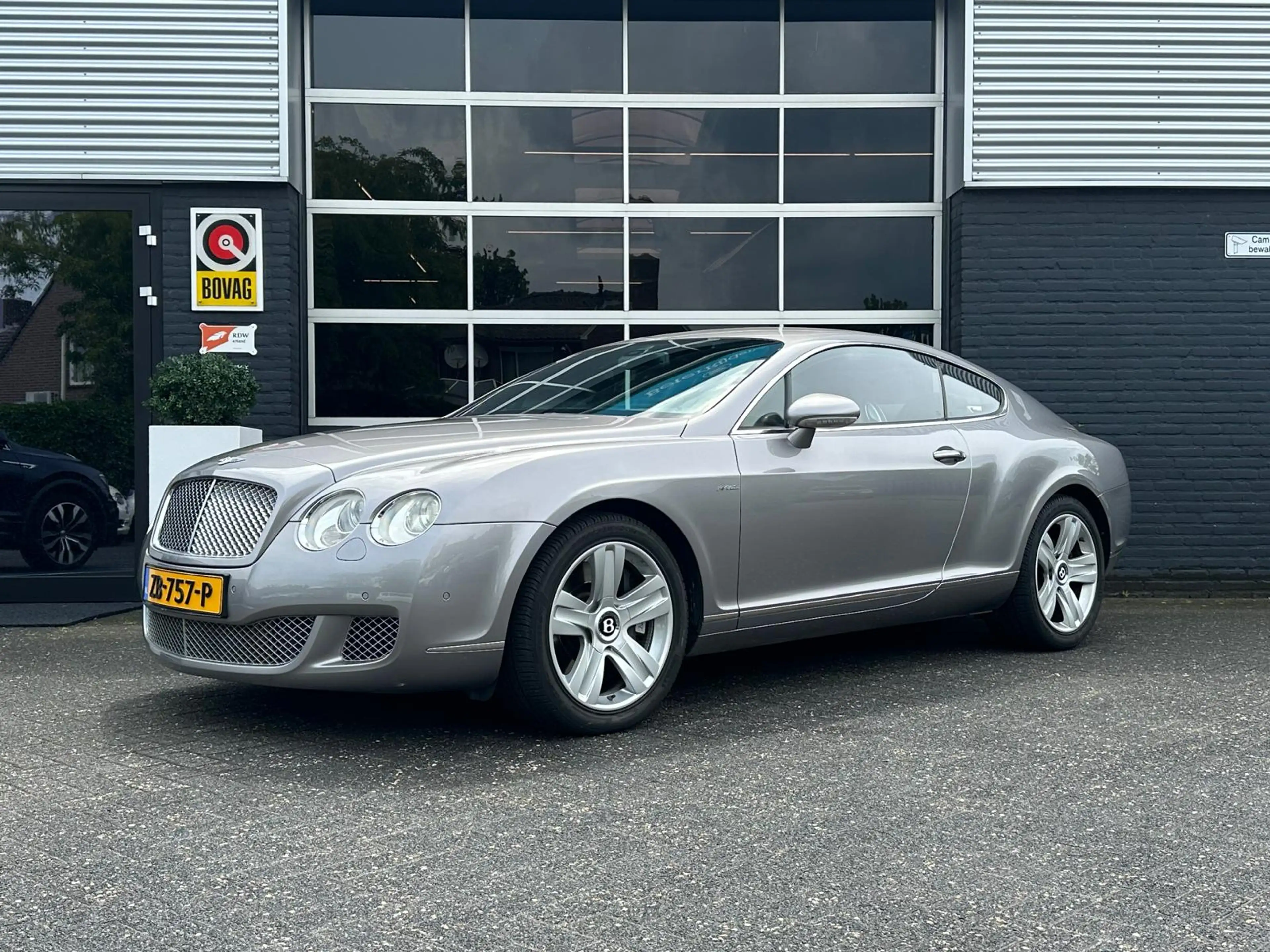 Bentley Continental GT 6.0 W12 Facelift, Youngtimer, Automaat, Bluetooth,