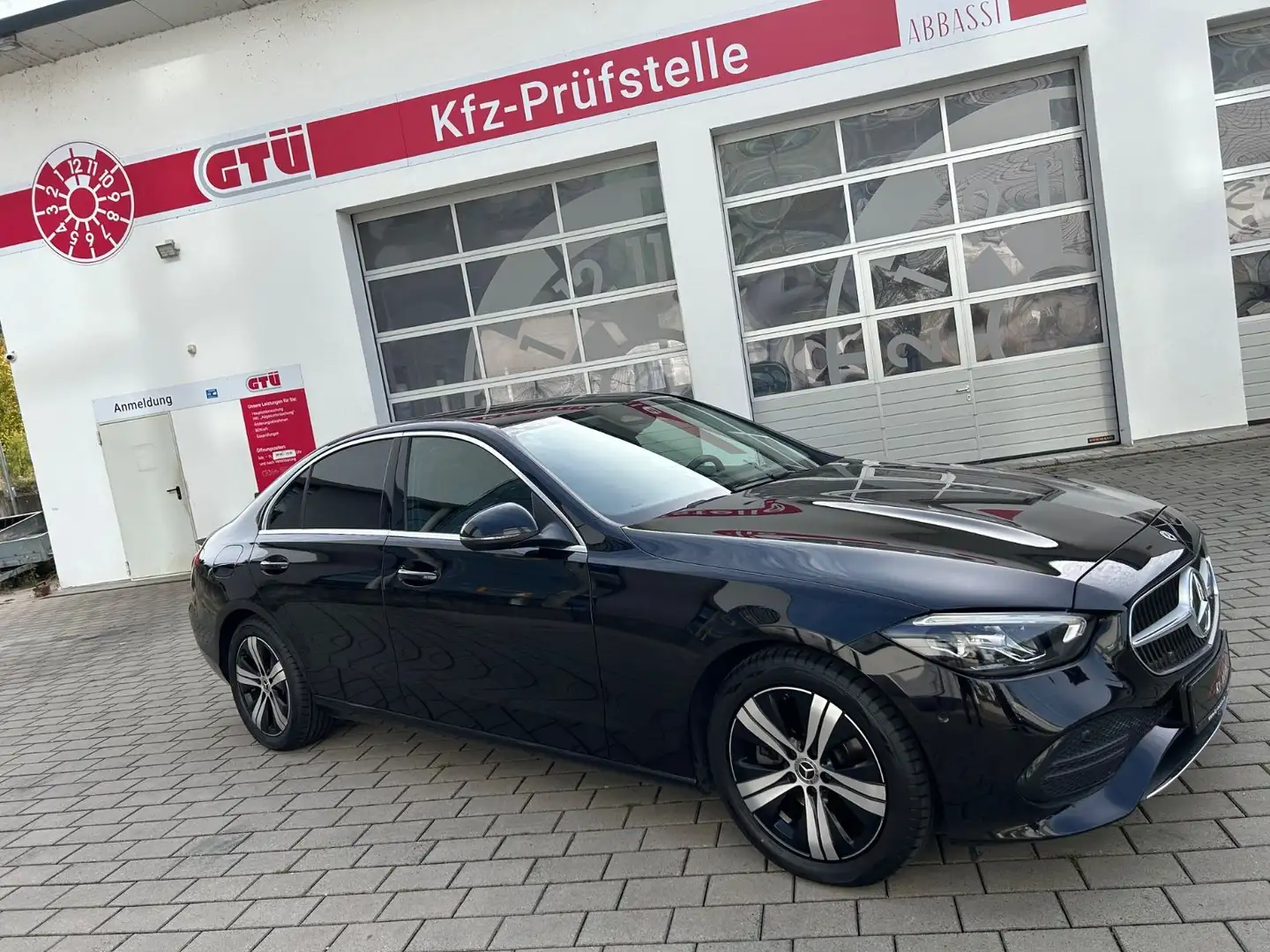 Mercedes-Benz C 220 /Avantgarde/Distronic/Schiebedach/MBUX/AHK Schwarz - 2