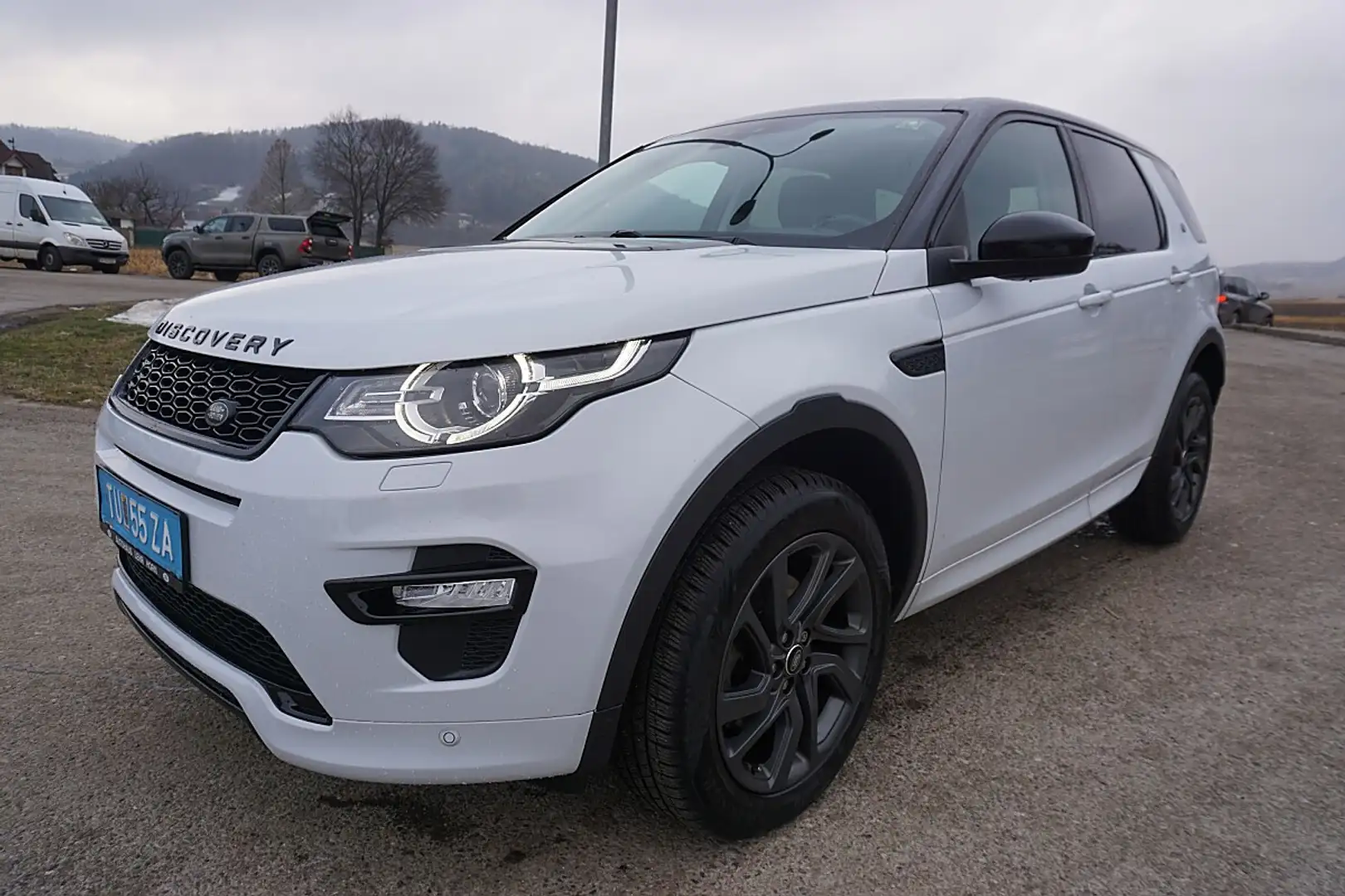 Land Rover Discovery Sport 2,0 SD4 4WD SE Aut. Weiß - 2