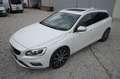 Volvo V60 D6 AWD Twin Engine Momentum R-Design Hybrid Weiß - thumbnail 4