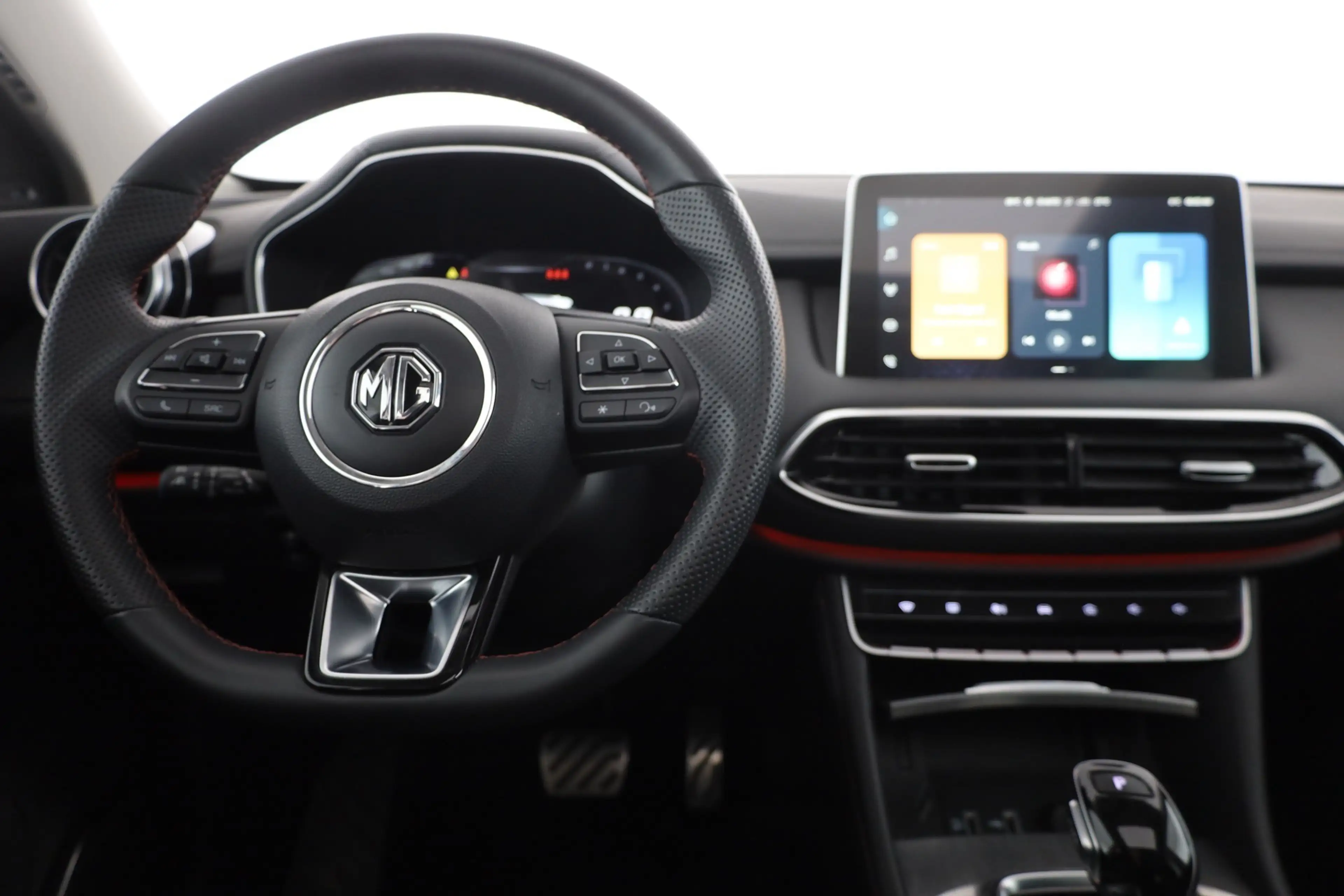 MG HS 1.5 T-GDI Comfort Aut. LED ACC Navi Kamera — photo 11