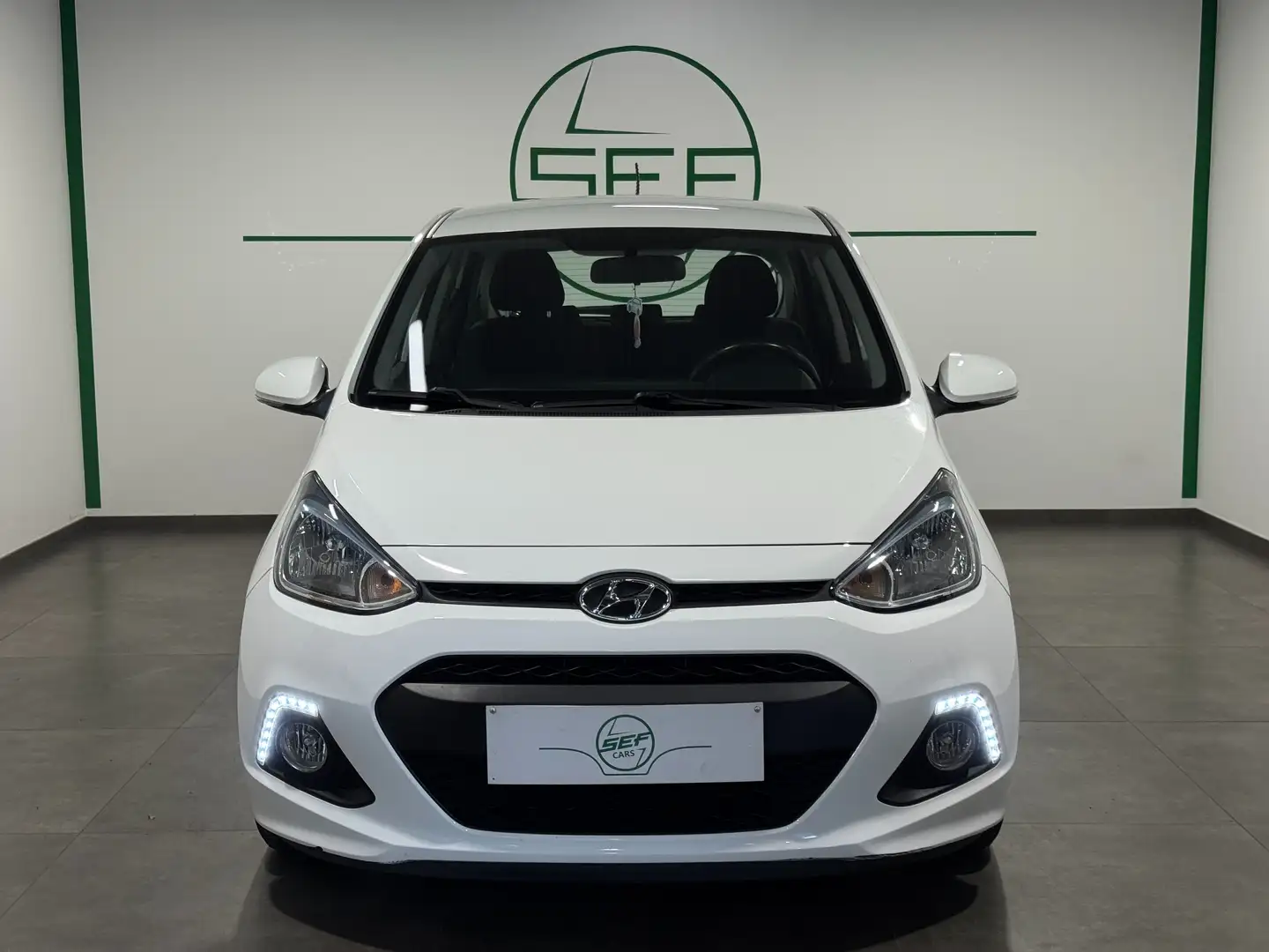 Hyundai i10 ** 1.0i ** Blue Drive ** A/C ** GARANTIE 12 MOIS * Blanc - 2