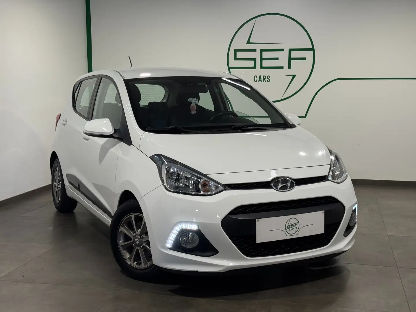 Hyundai i10 ** 1.0i ** Blue Drive ** A/C ** GARANTIE 12 MOIS * Weiß - 2