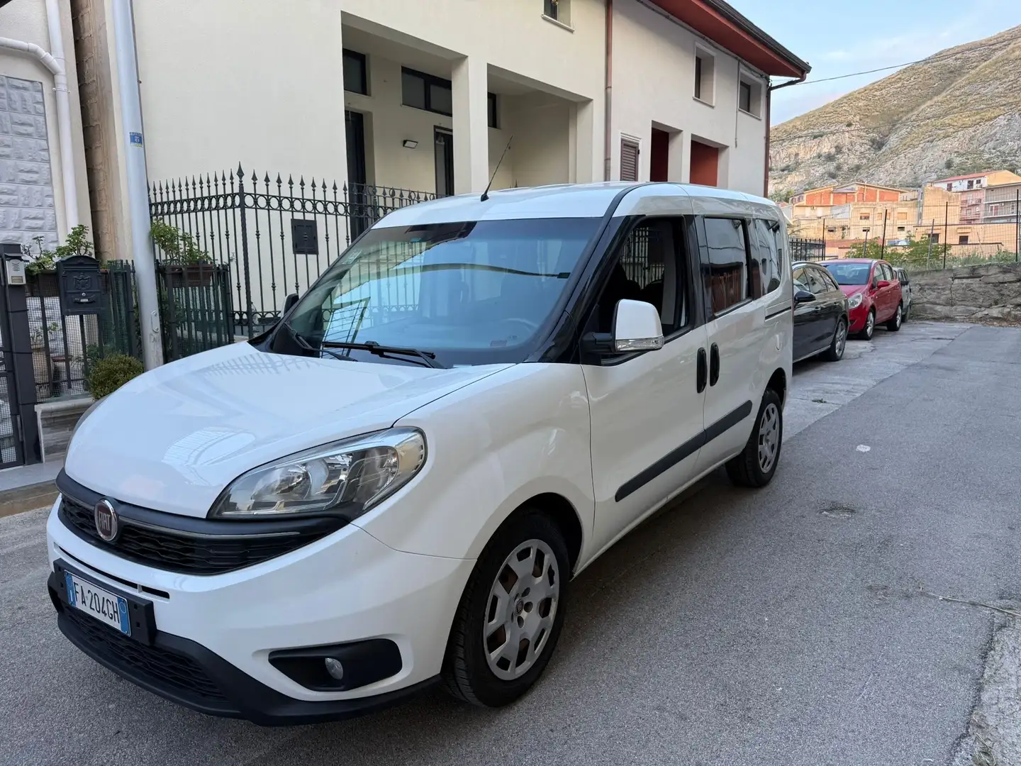 Fiat Doblo Doblo 2.0 mjt 16v Easy 135cv N1 Weiß - 1