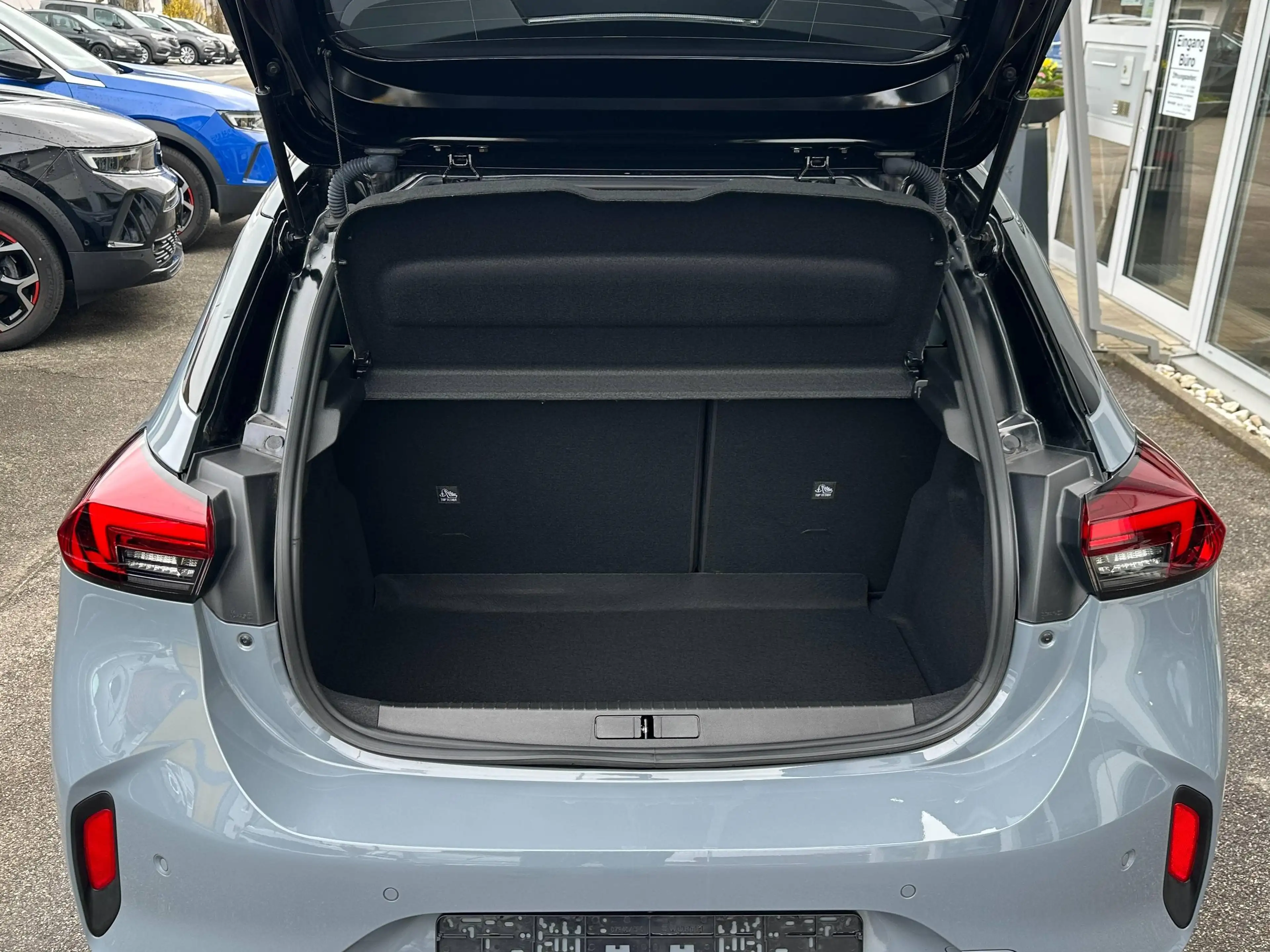Opel Corsa GS Automatik Navigationssystem ACC Tempomat Sitzheizung Lenkradheizung Rückfahrkamera — photo 11