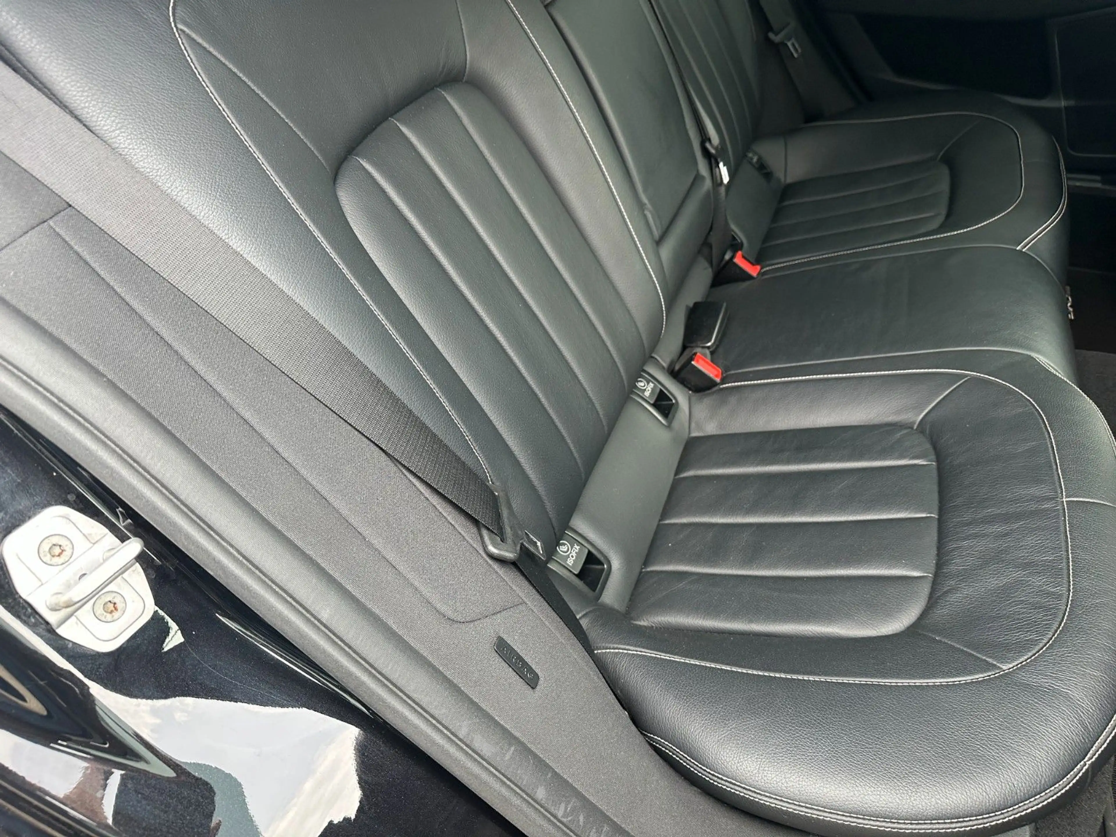 Mercedes-Benz CLS 350 CLS 350 d 4Matic AMG Leder eSD LED Navi Cam ACC — photo 11