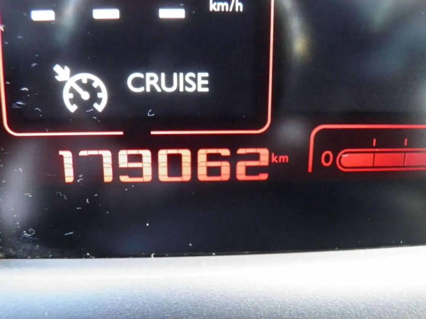 Citroen C4 Cactus C4 CACTUS 1.6 E-HDI 92 ETG6 FEEL Wit - 2