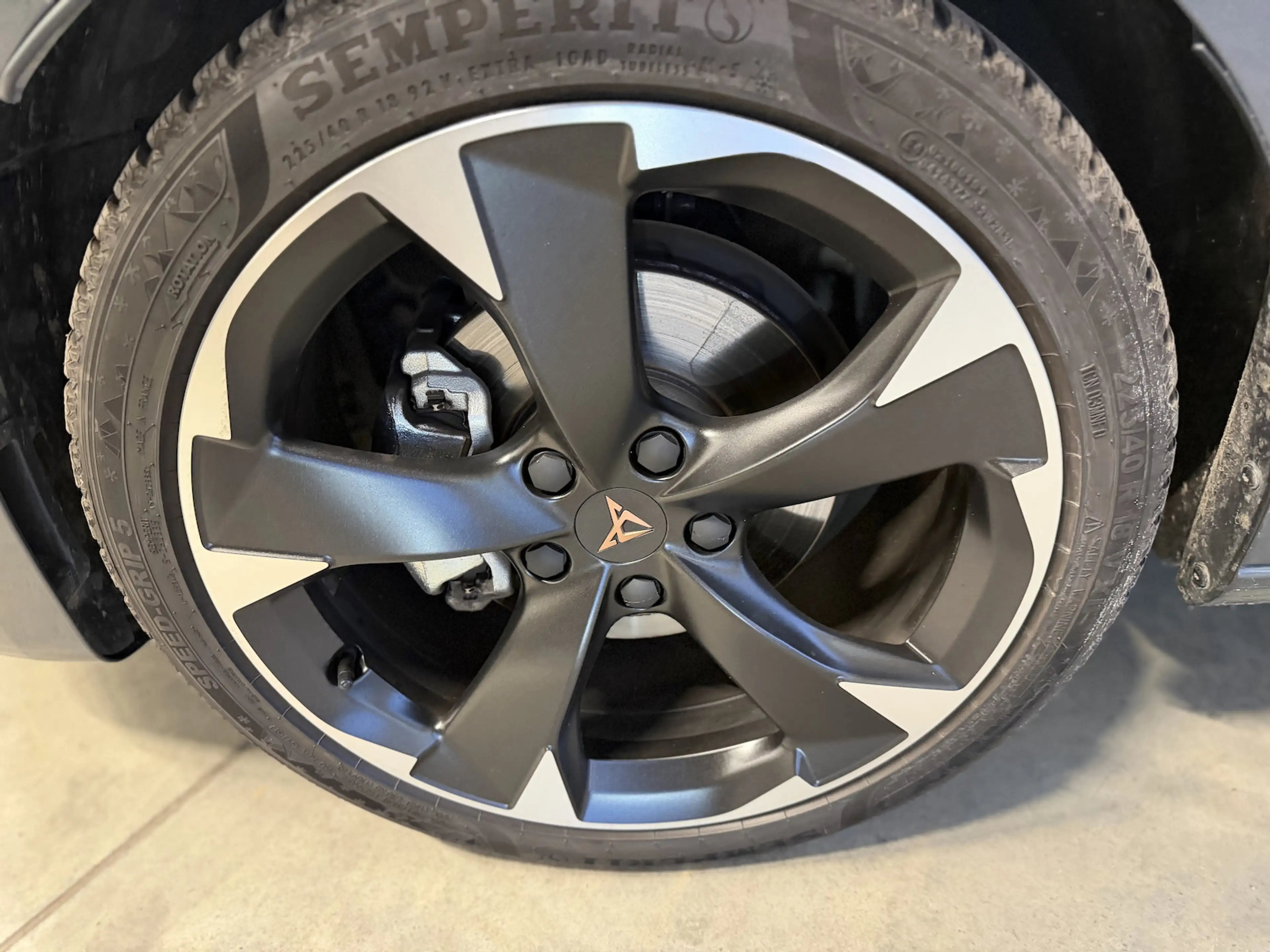 CUPRA Leon ST 1.5eTSI DSG AHK Assist XL Navi Matrix — photo 3