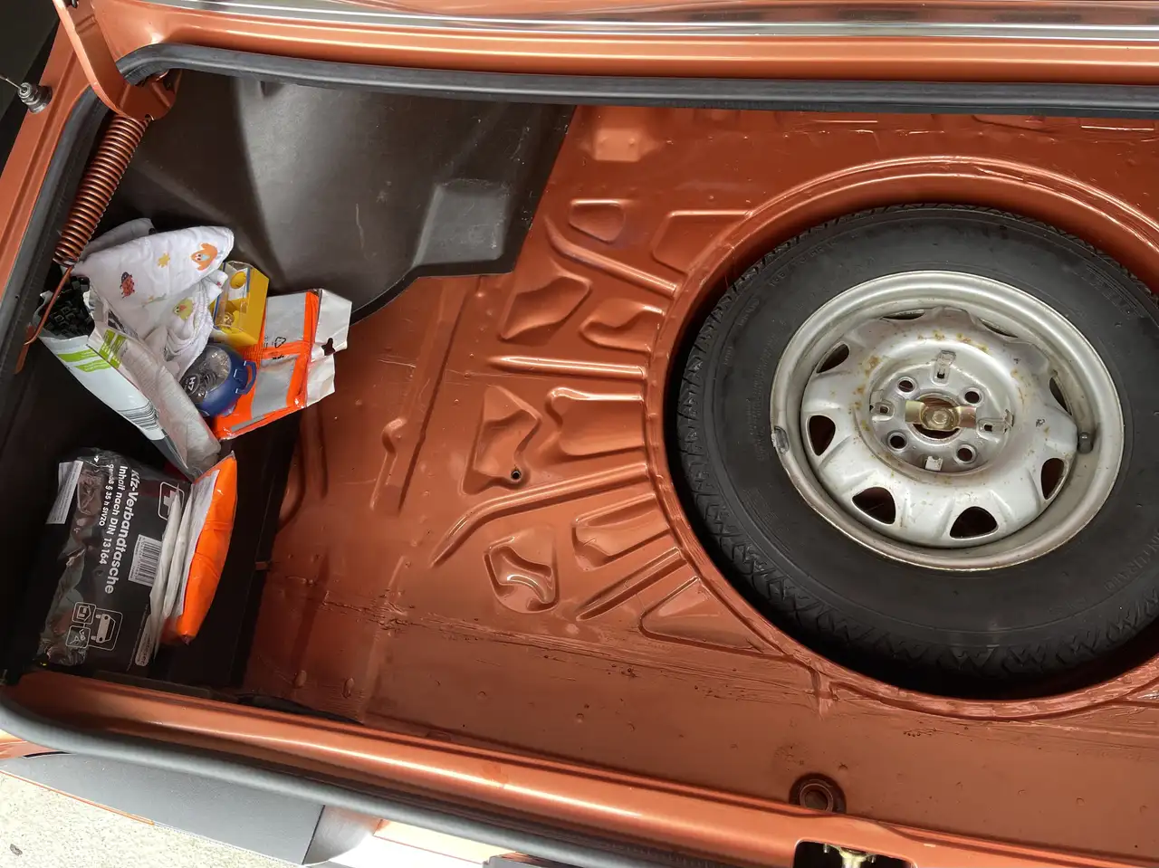 Audi 100 C2 Typ 43, foto 10