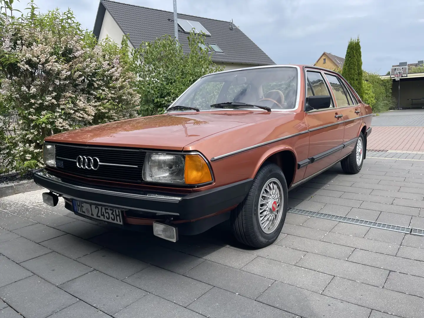 Audi 100 C2 Typ 43 Bronce - 1