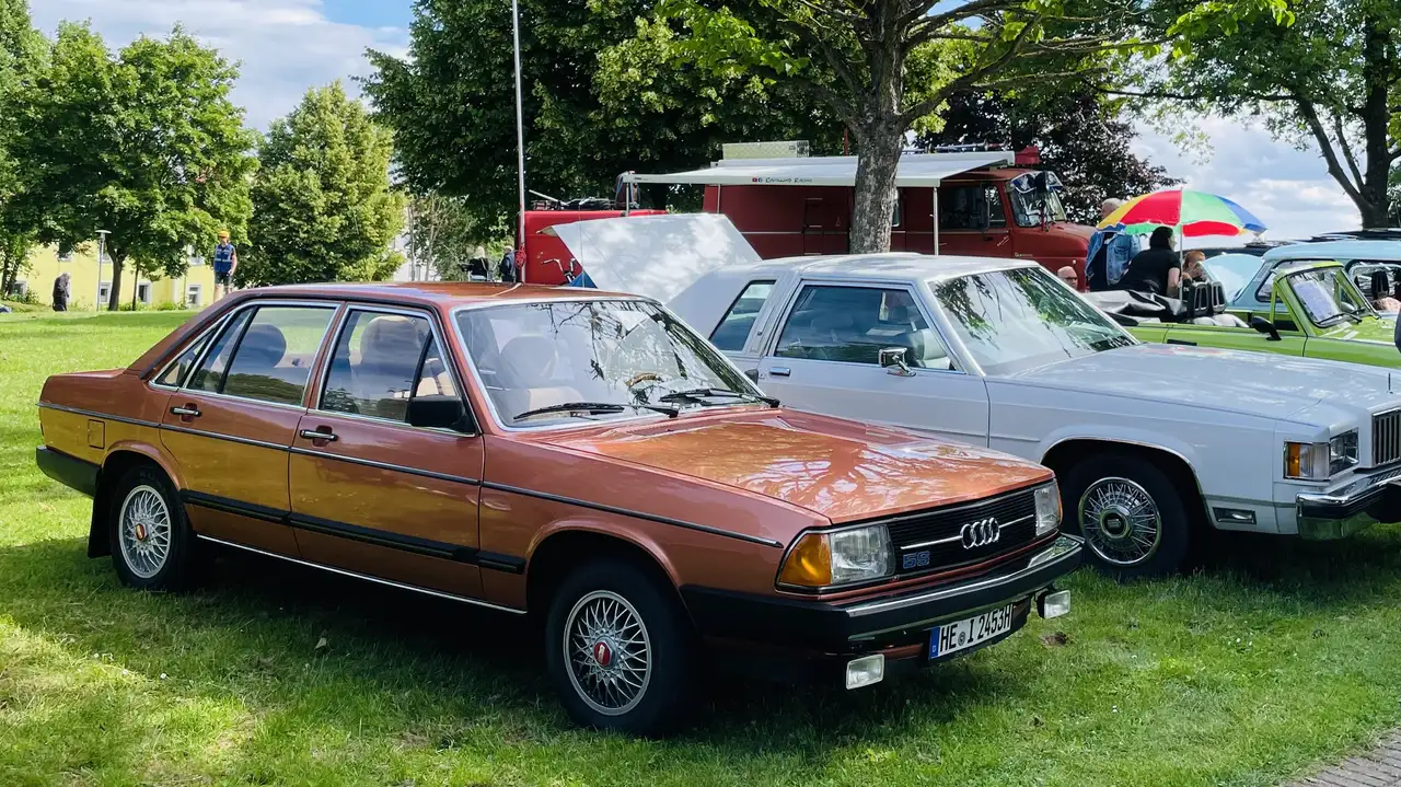 Audi 100 C2 Typ 43, foto 3