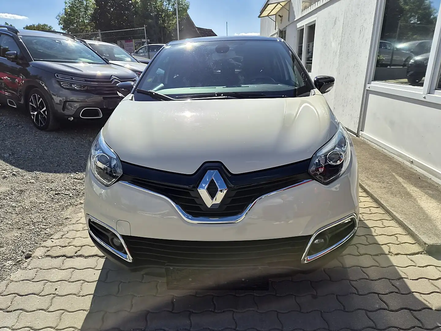 Renault Captur 0.9 TCe 90 eco² Dynamique ENERGY (EURO 6) Weiß - 2