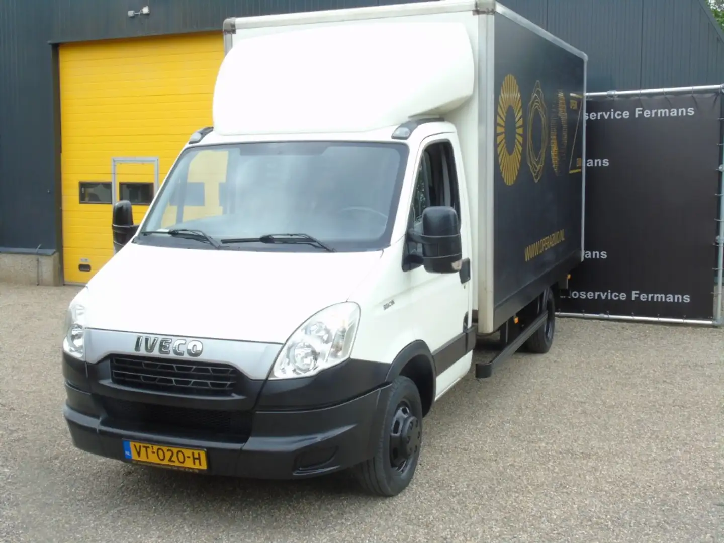 Iveco Daily Daily 35C15 - 2014 - 142DKM - Bakwagen - Meubelbak Белый - 1