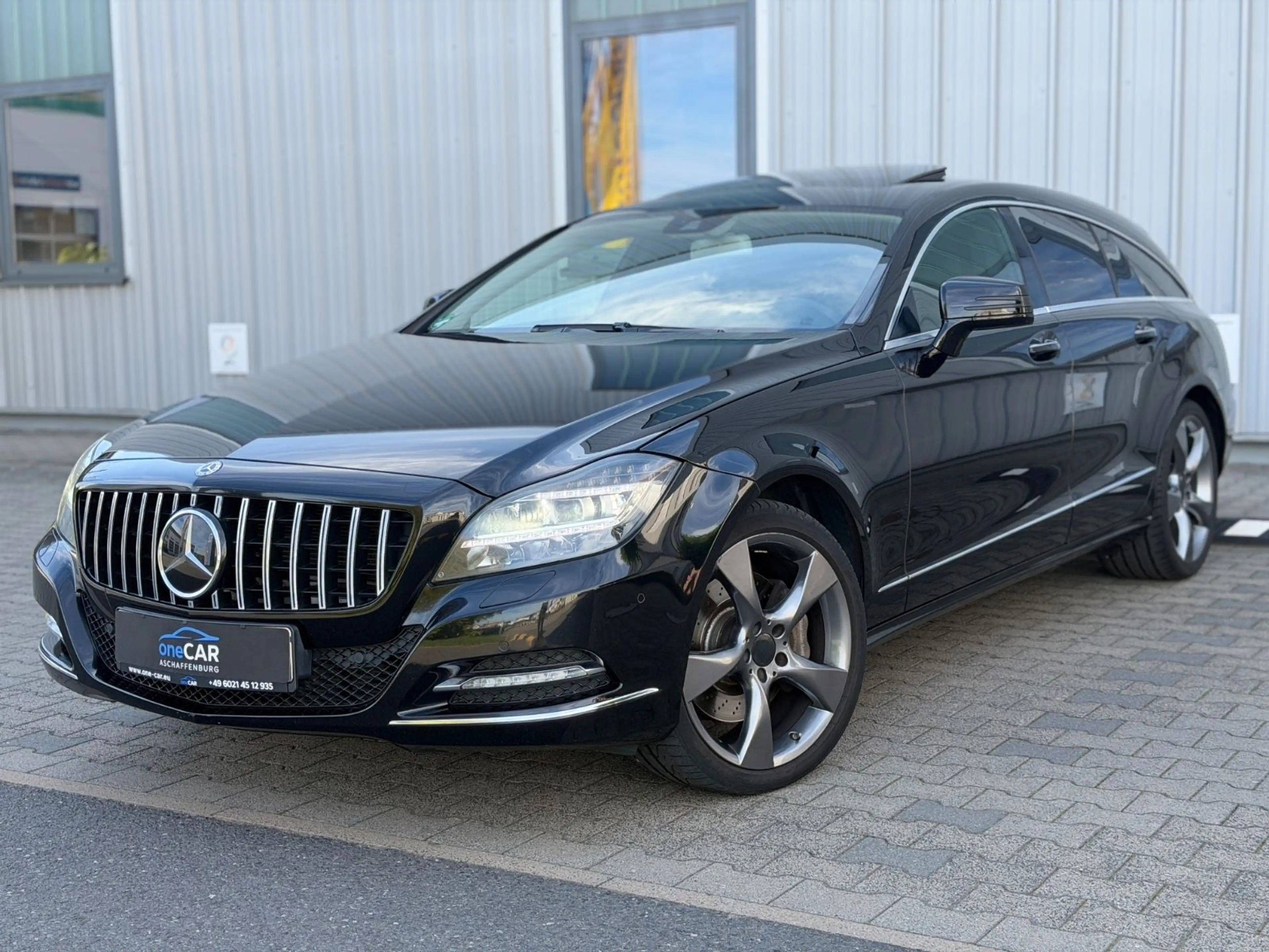 Mercedes-Benz CLS 350 S-Belüftung H&K Distronic S-Dach Voll