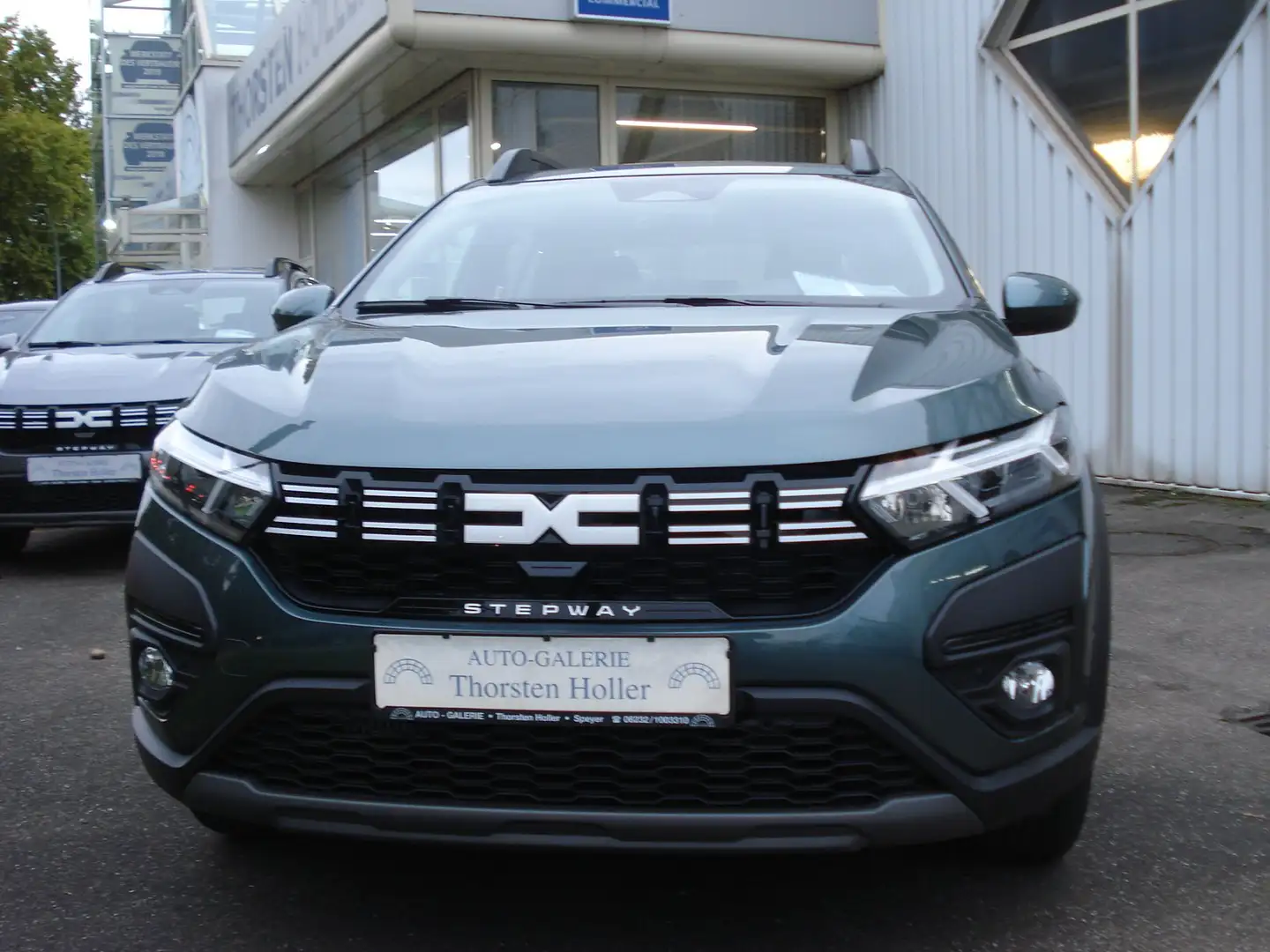 Dacia Sandero Stepway Expression  Navi Sitzheizung Klimaautomati Grün - 1