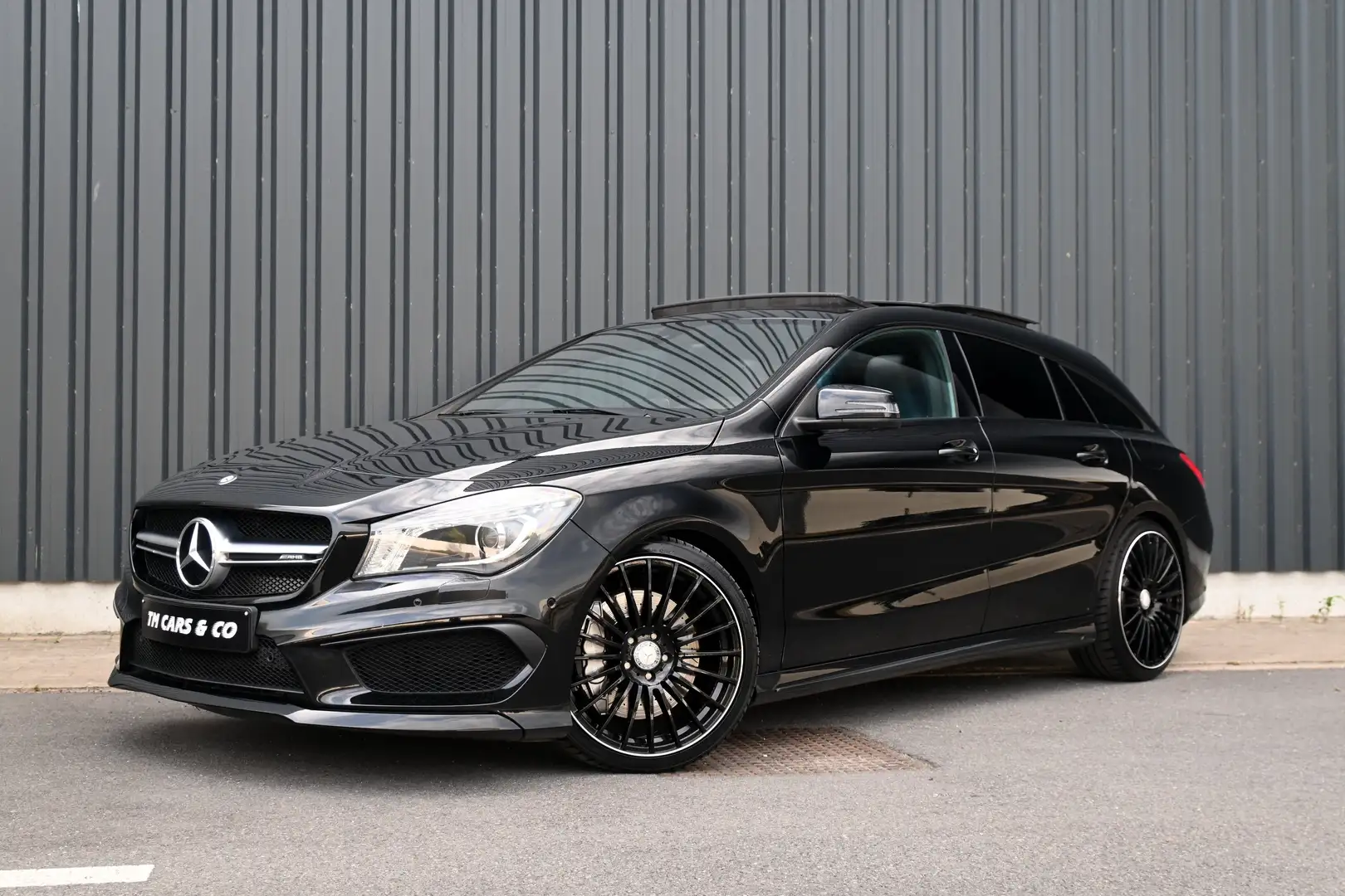 Mercedes-Benz CLA 45 AMG 4 matic, 380PK / Pano, Trekh, Cruise, Camera, Led Noir - 2