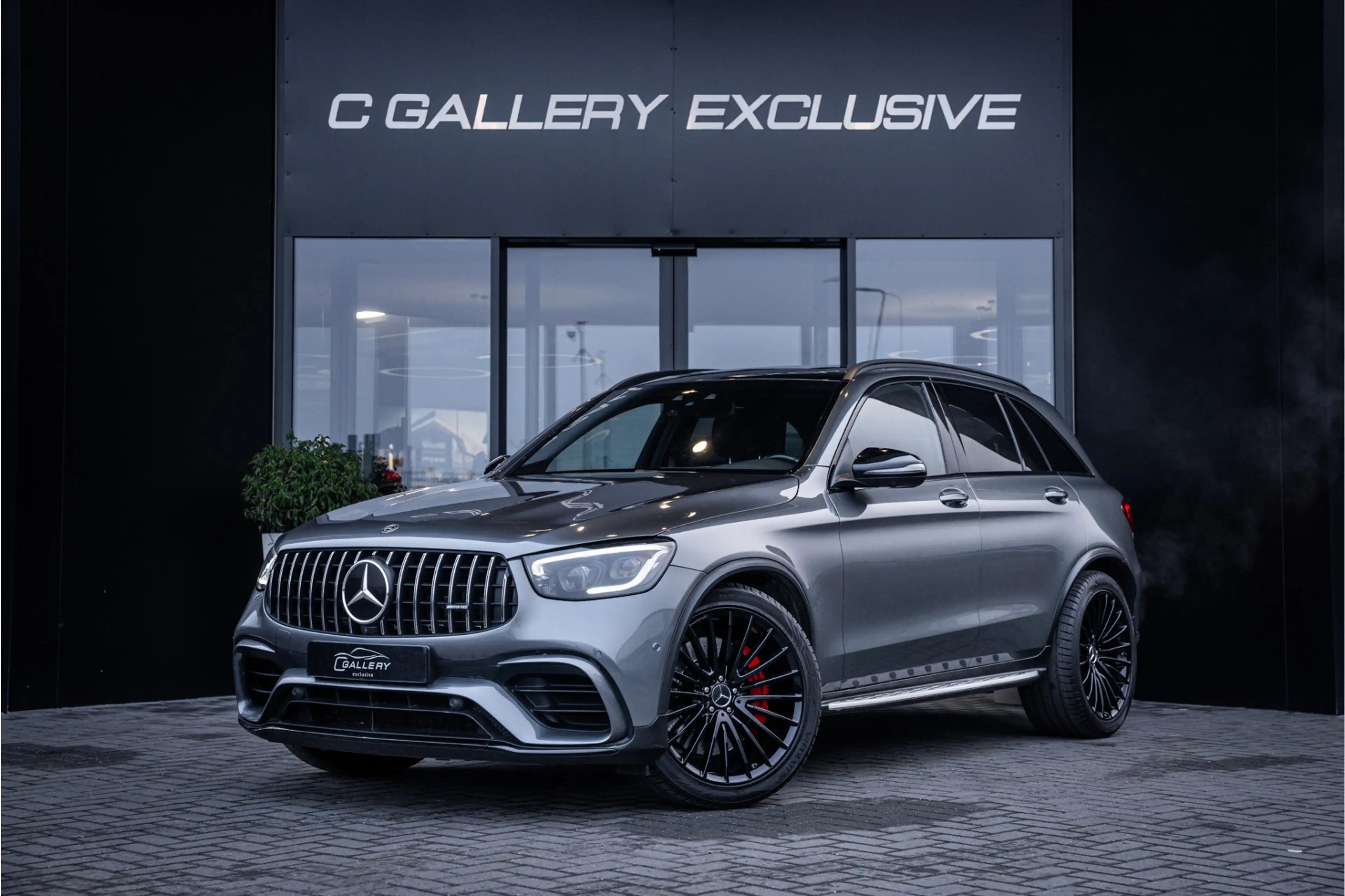 Mercedes-Benz GLC 63 AMG S 4MATIC+ - Panorama | Burmester | Carbon | Memory — photo 3