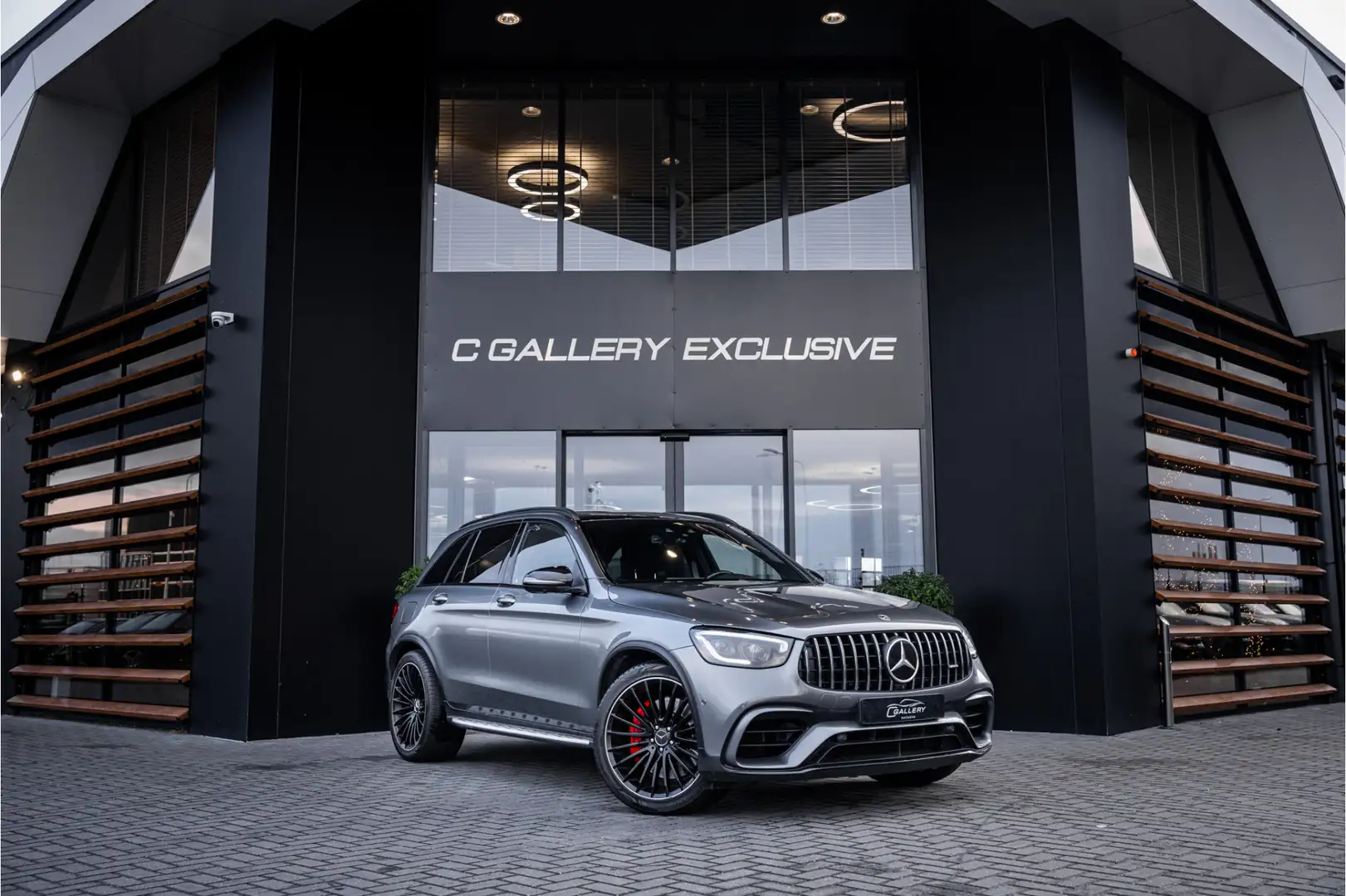 Mercedes-Benz GLC 63 AMG S 4MATIC+ - Panorama | Burmester | Carbon | Memory Grijs - 1