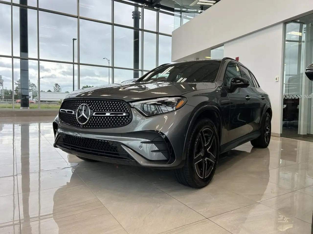 Mercedes-Benz GLC photo Mercedes-Benz GLC