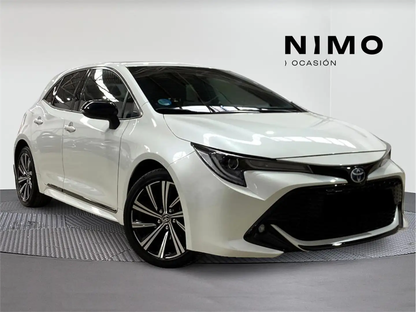 Toyota Corolla 1.8 125H STYLE E-CVT - 1