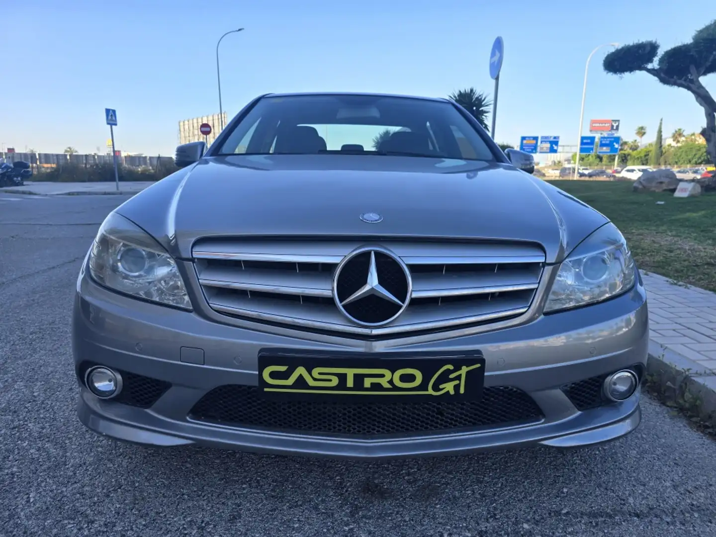 Mercedes-Benz C 200 200CDI Avantgarde Aut. Grau - 2