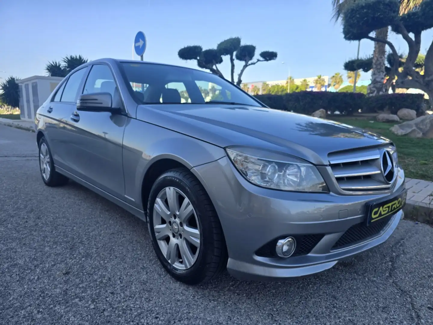 Mercedes-Benz C 200 200CDI Avantgarde Aut. Grau - 1