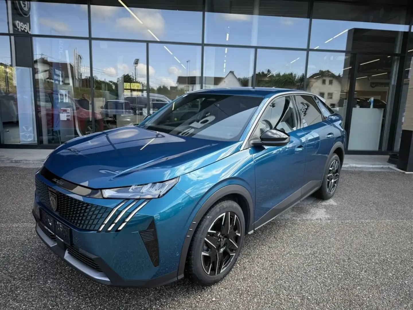 Peugeot 3008 Hybrid 136 E-DCS6 Allure Aut. Blau - 2