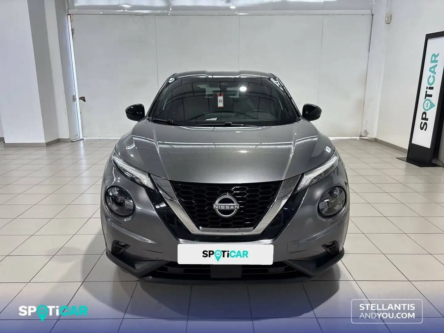 Nissan Juke DIG-T 84 kW (114 CV) 6M/T N-Connecta Gris - 2