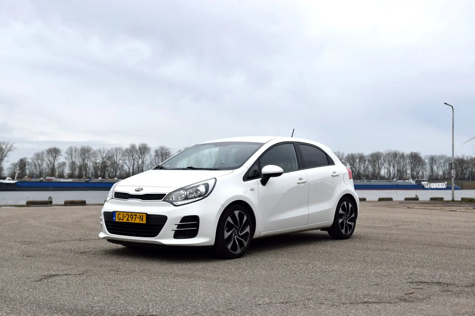 Kia Rio 1.2 CVVT DynamicL. Weiß - 1