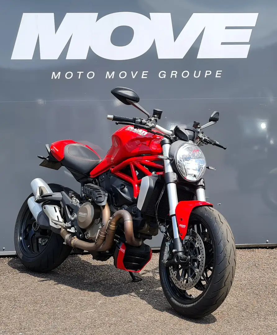 Ducati Monster 1200 Rouge - 2
