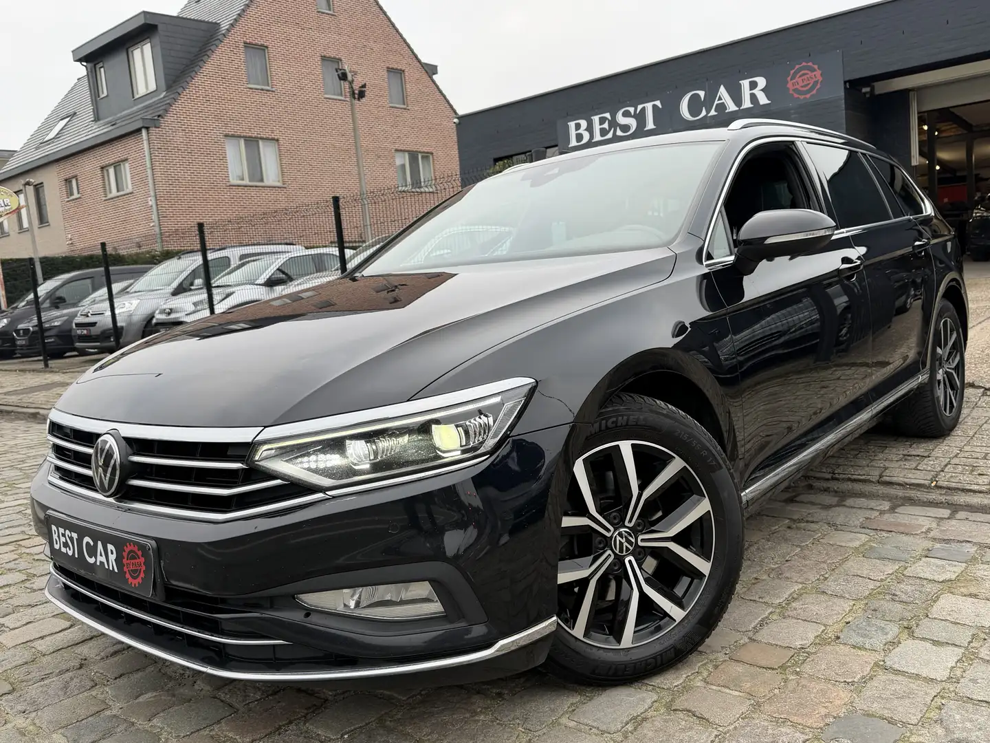 Volkswagen Passat Variant 2.0TDI * DSG * Trekhaak Noir - 1