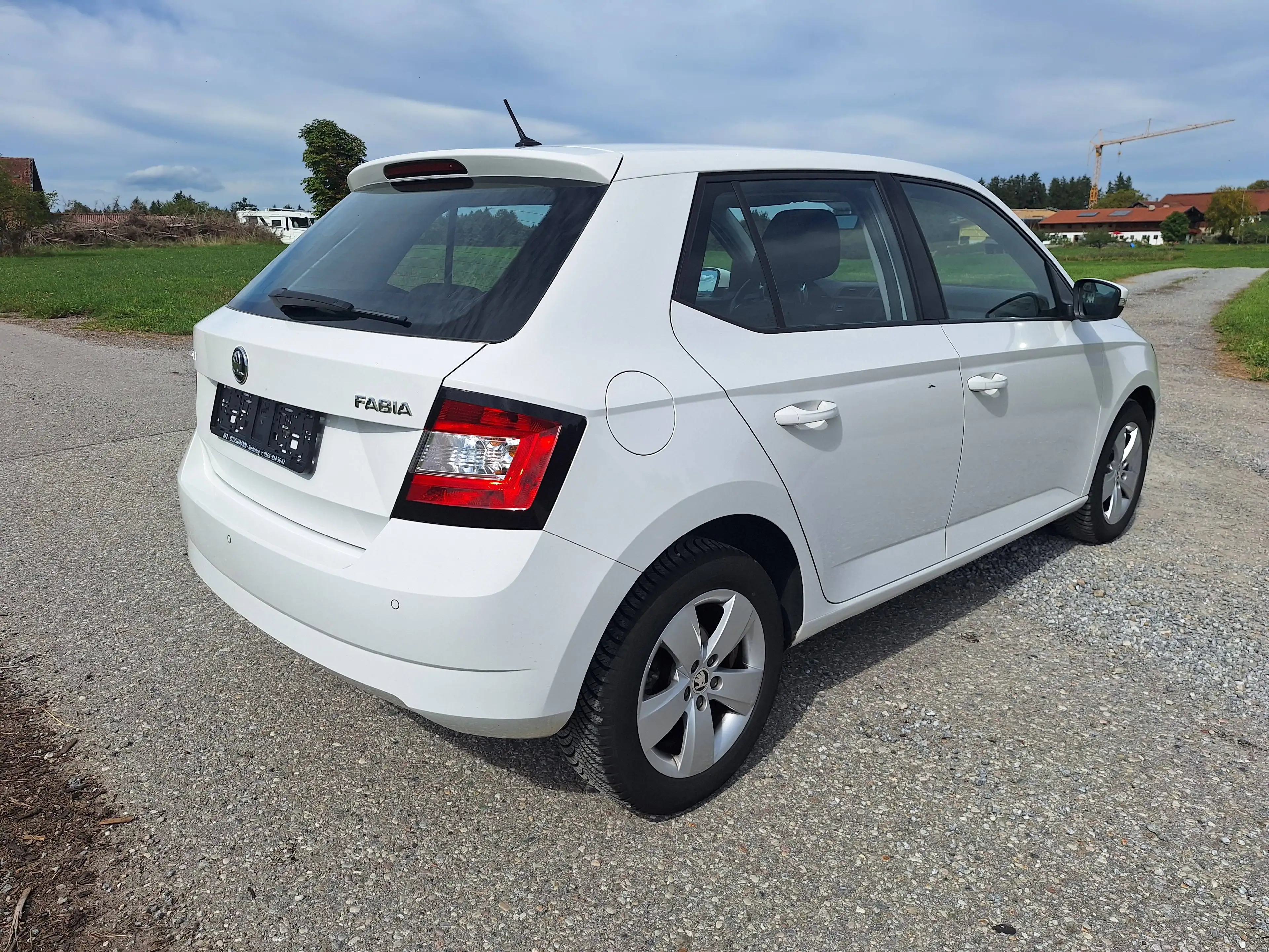 Skoda Fabia Style 1,2 TSI, Model 2017, Klima, Alu, PDC, TÜV-neu — photo 6