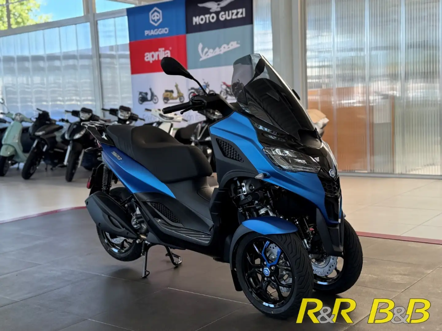 Piaggio MP3 310 HPE Sport E5+ MIA+BT+ABS+ASR+KEYLESS+ALU+GARANTIE Mavi - 1