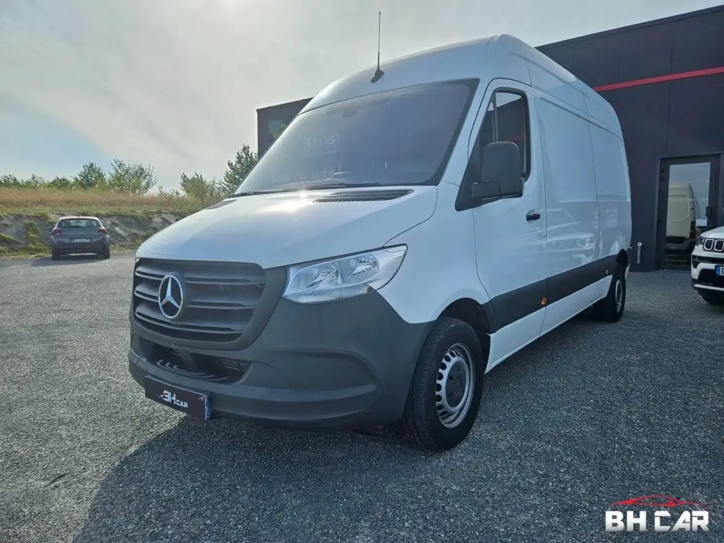 Mercedes-Benz Sprinter Vu FOURGON 2.2 314 CDI 145 3T5 37 FWD 9G-TRONIC BVA L2H2 Weiß - 1
