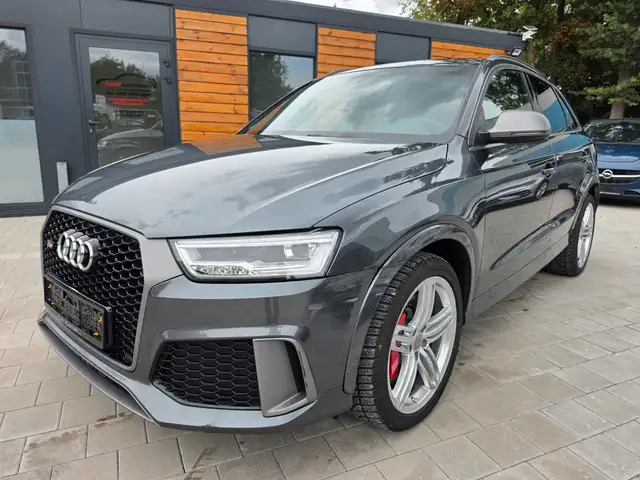 Audi RS Q3 RS Q3 2.5 TFSI quattro performance