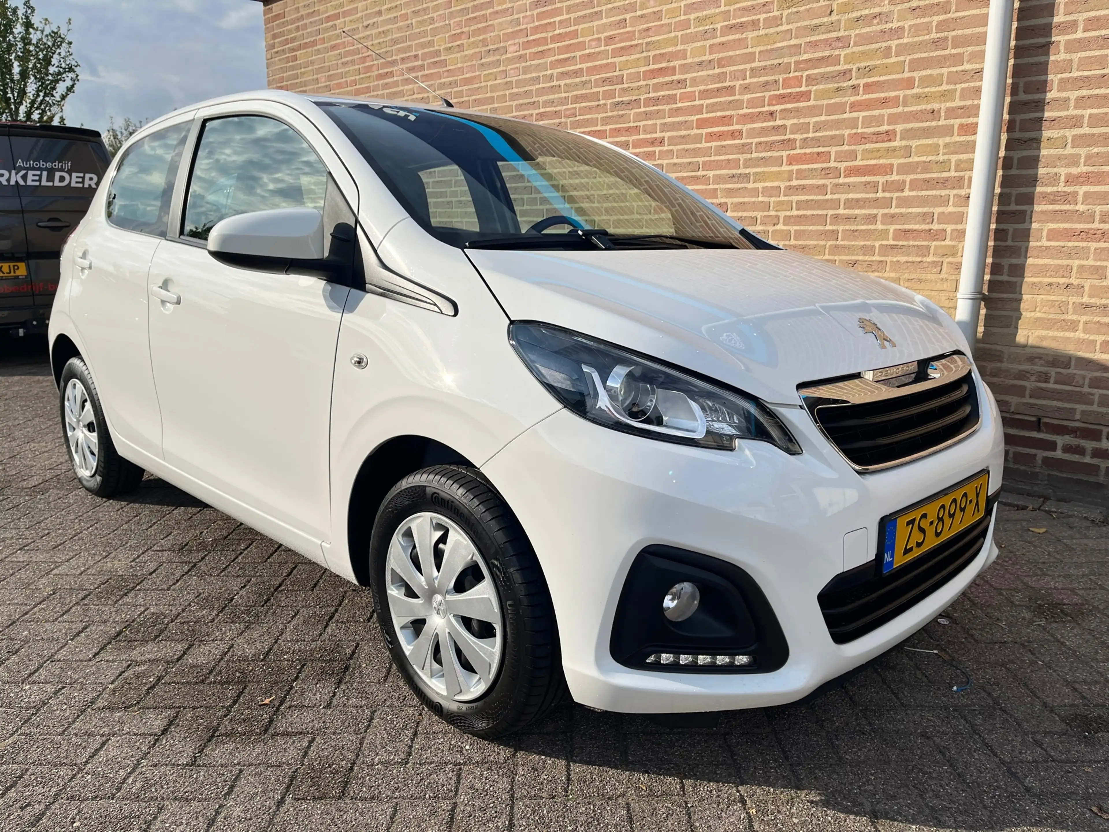Peugeot 108 1.0 e-VTi Active — photo 8