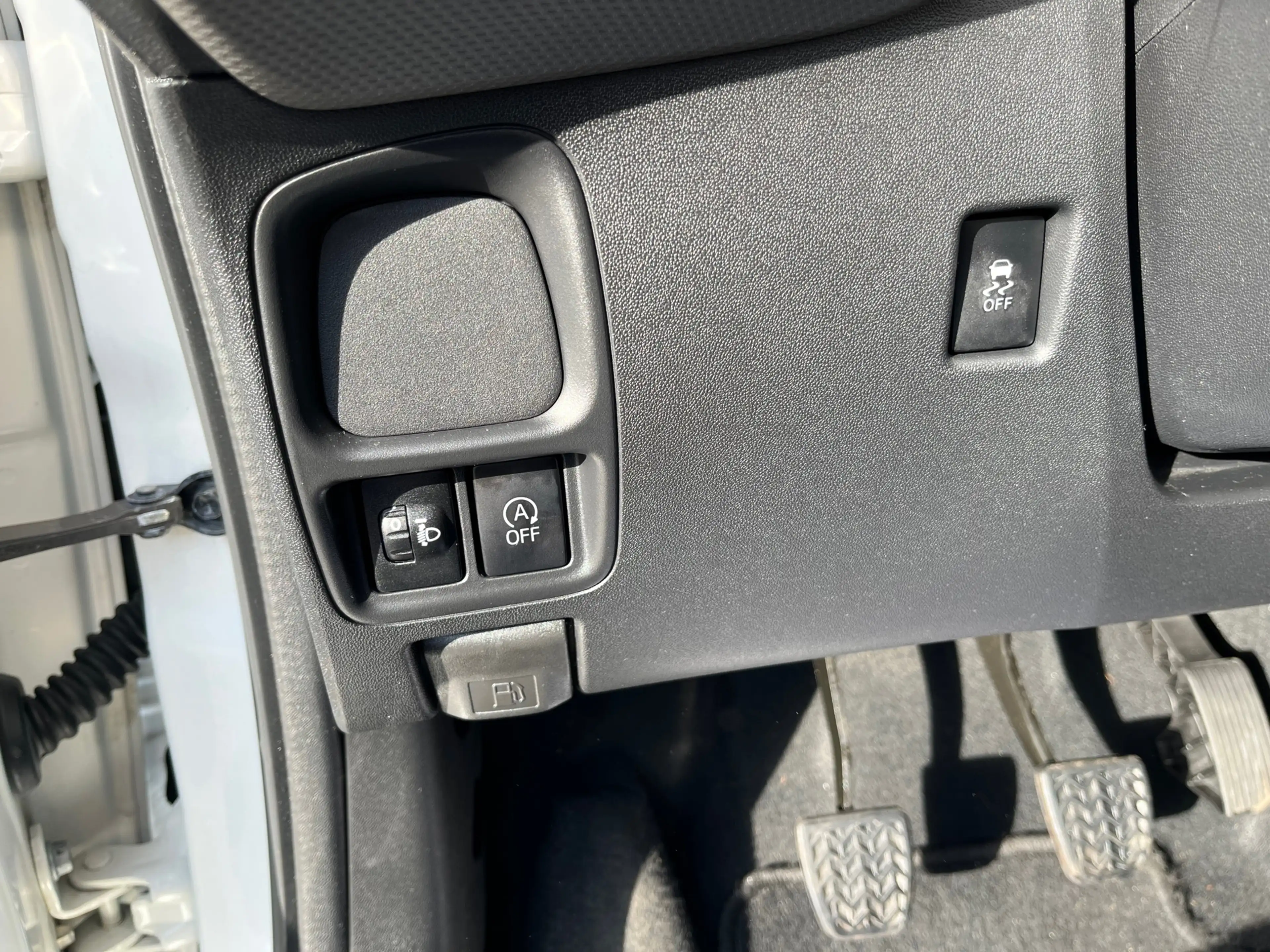 Peugeot 108 1.0 e-VTi Active — photo 15