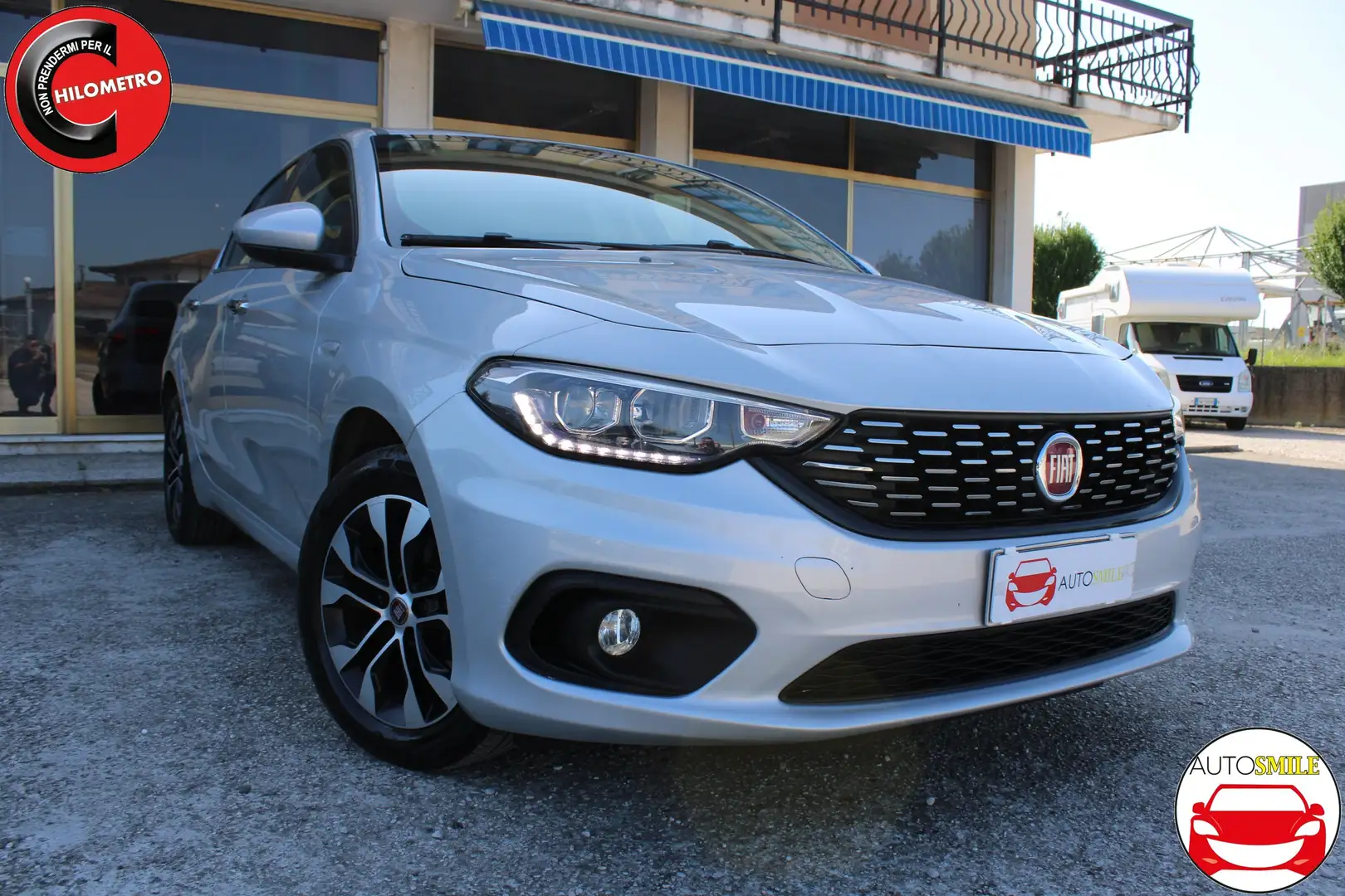 Fiat Tipo 5p 1.3 mjt Lounge PER NEOPATENTATI Grau - 1