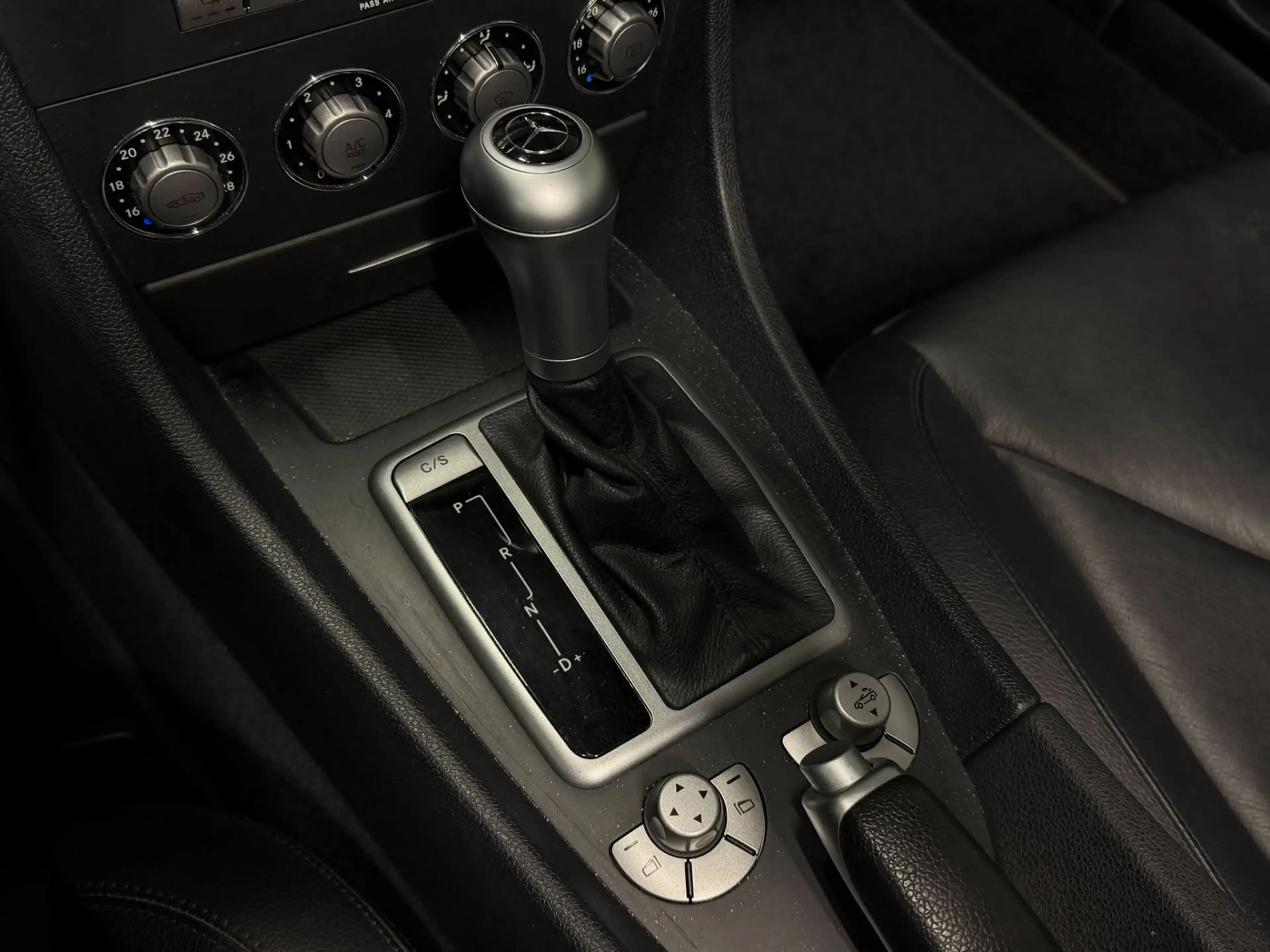 Mercedes-Benz SLK 200 K. Automaat Leder Led — photo 13