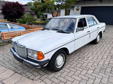 D *W123*VORMOPF*AHK*H-KENNZEICHEN*Tüv Neu*