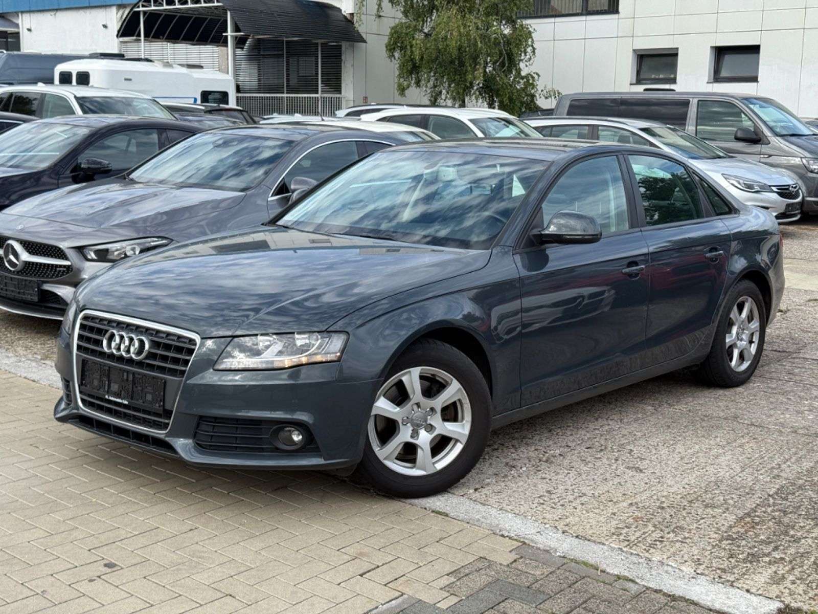 Second hand Audi A4 2.0
